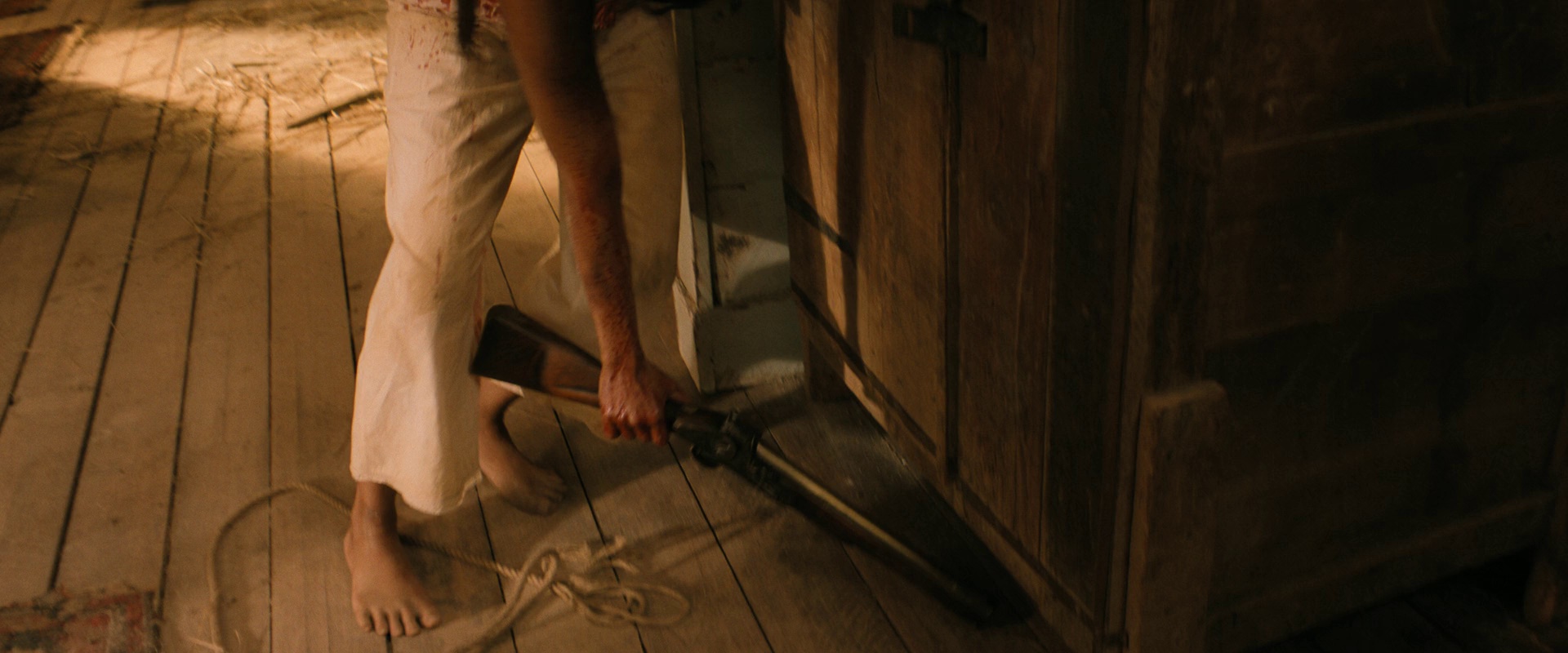 悬崖绝壁 [简繁英字幕].The.Bluff.2026.1080p.AMZN.WEB-DL.DDP5.1.H264-PandaQT 5.94GB-3.png