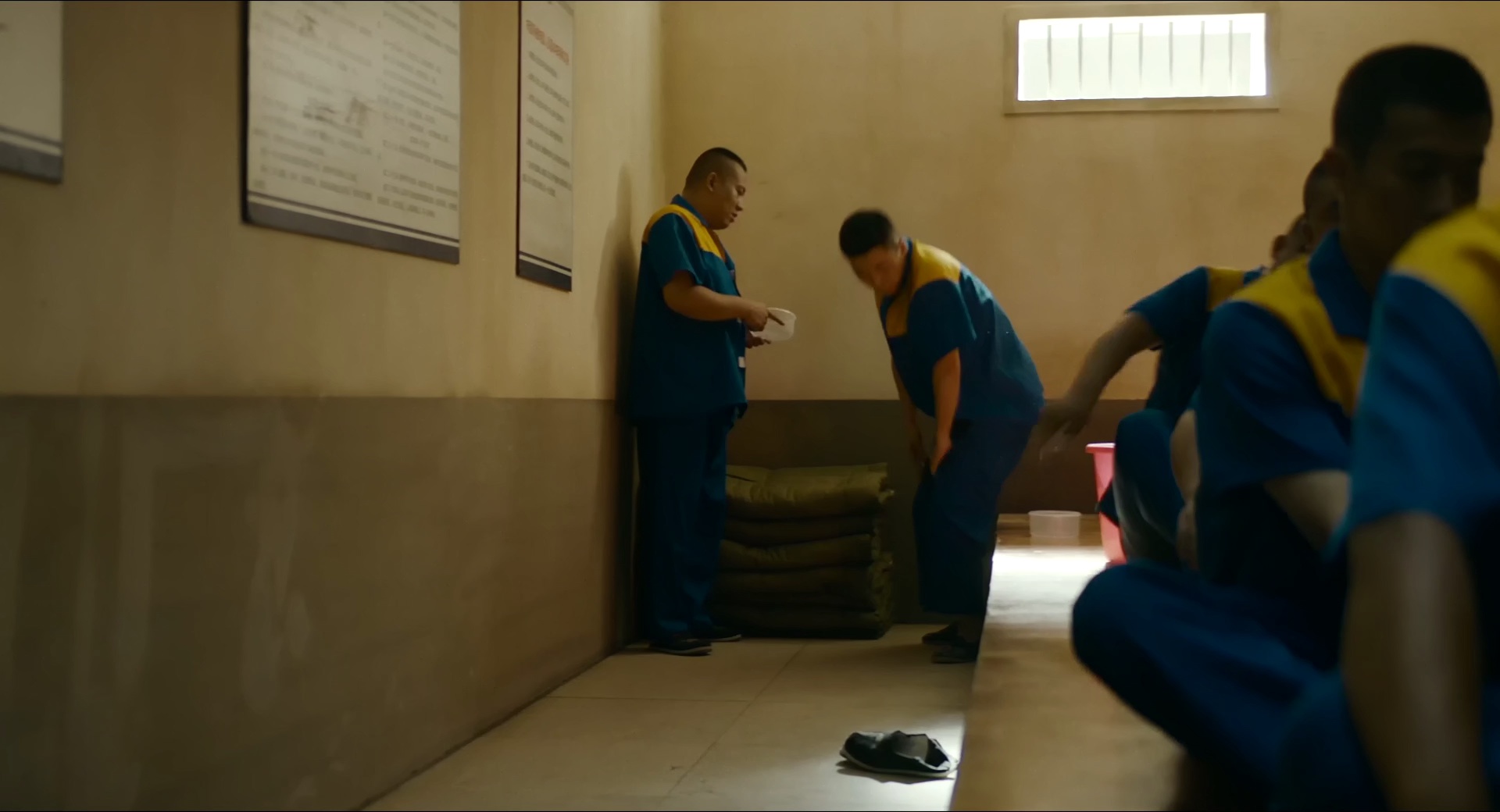 野马分鬃 [无字片源].Striding.into.the.Wind.2020.1080p.WEBrip.x265.10bit.AC3￡SSDSSE 3.95GB-7.png