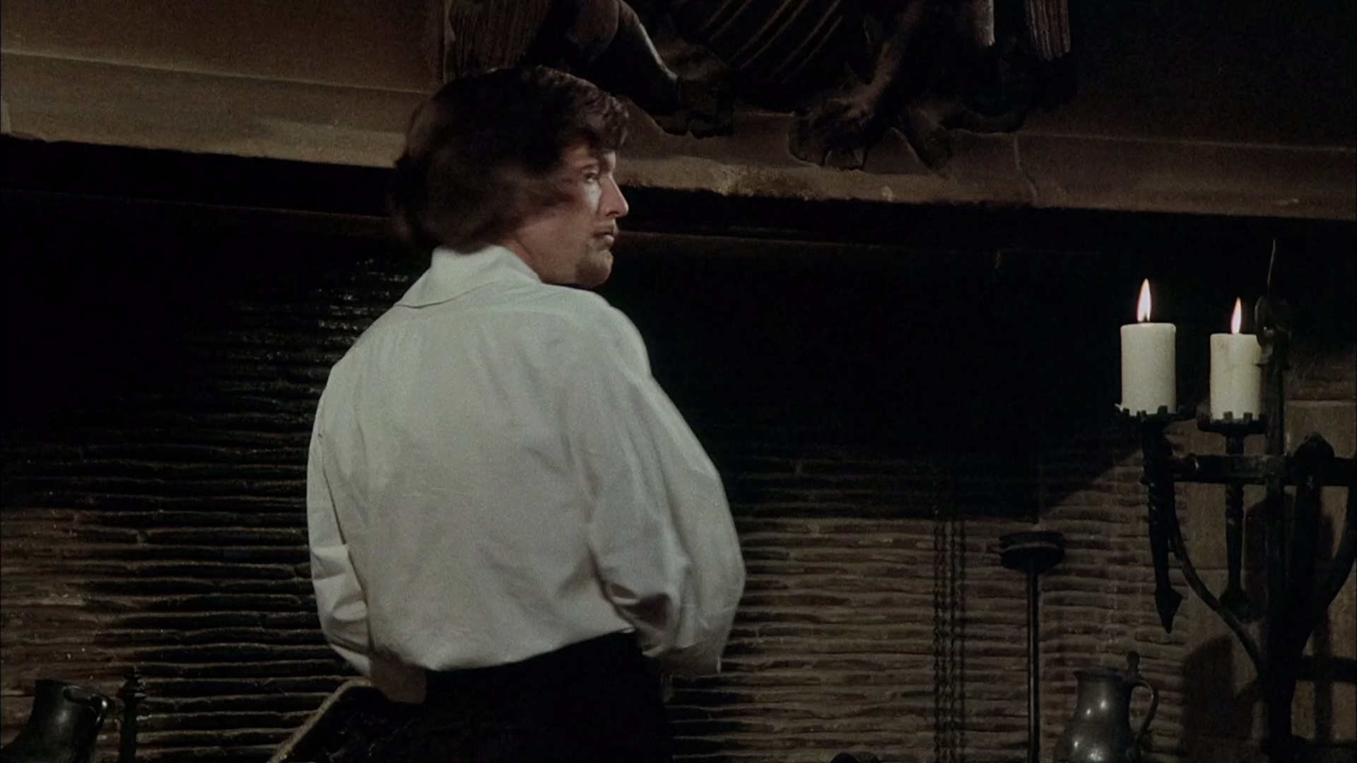 铁面人 [国英多音轨/中英字幕].The.Man.in.the.Iron.Mask.1977.BluRay.1080p.x265.10bit.2Audio-SSDSSE 7.49GB-6.png