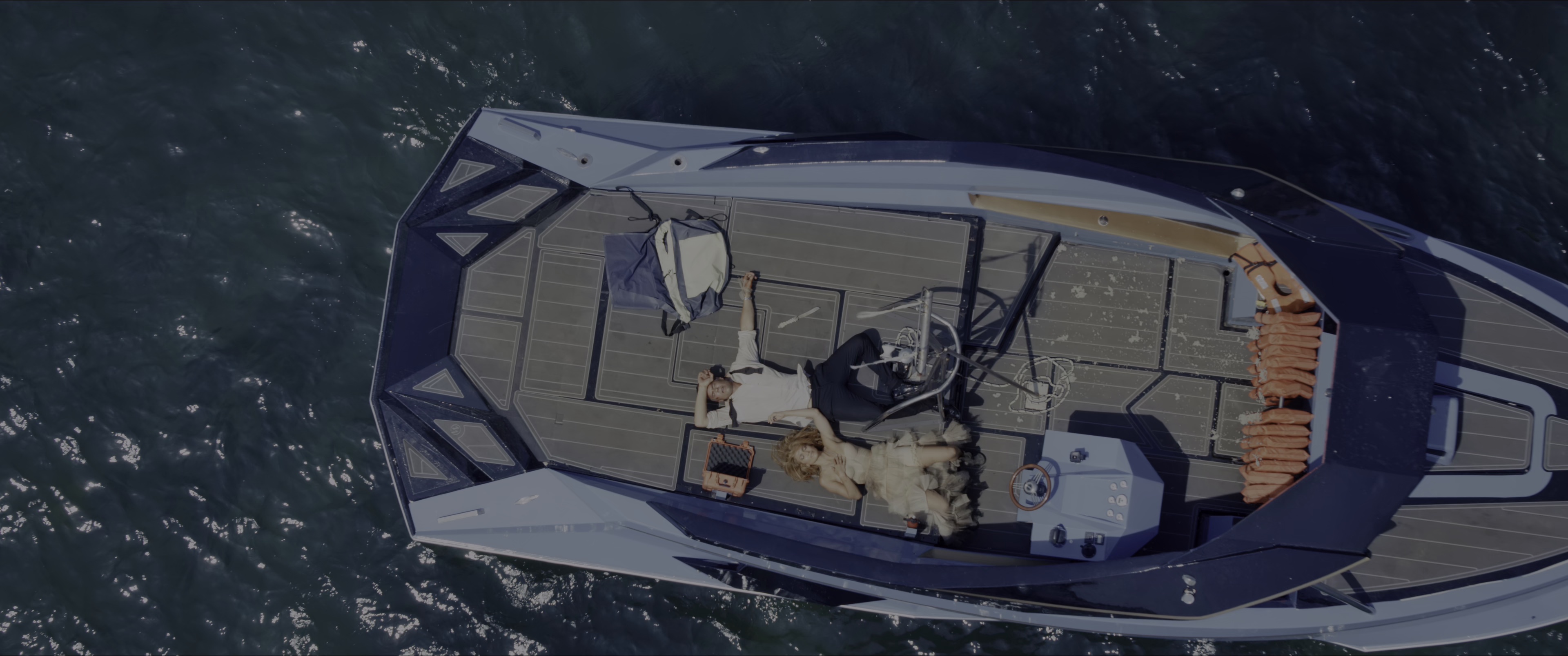 闪婚 [HDR/杜比视界双版本][简繁英双语字幕].Shotgun.Wedding.2022.UHD.BluRay.2160p.x265.10bit.DoVi-SSDSSE 12.70GB-7.png