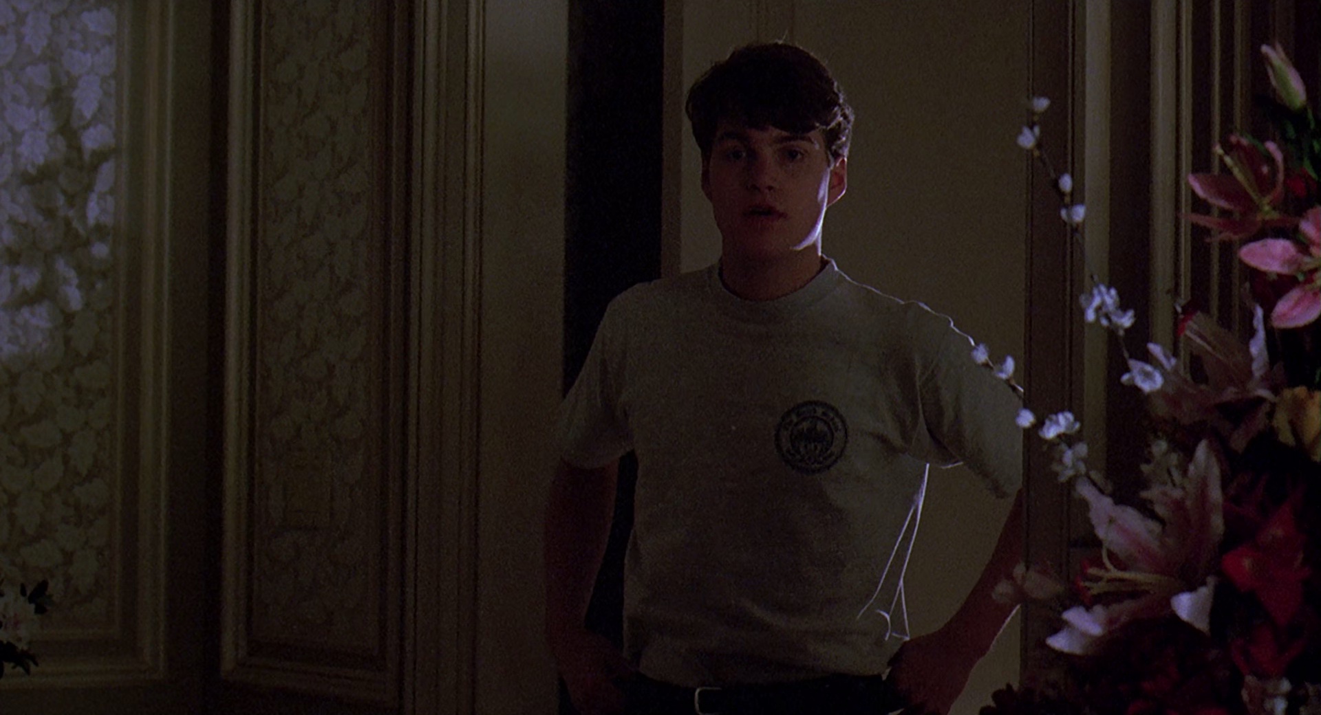 闻香识女人 [国英多音轨/中英字幕].Scent.of.a.Woman.1992.BluRay.1080p.x265.10bit.3Audio-SSDSSE 9.61GB-4.png