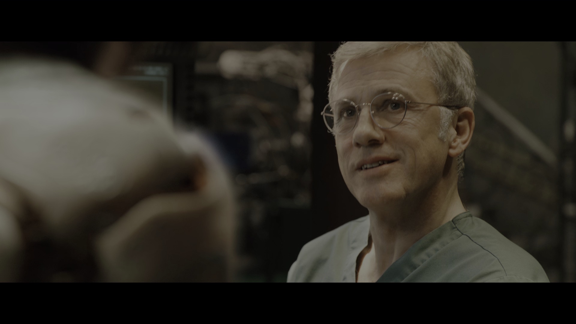 阿丽塔：战斗天使 [国英多音轨/简繁英双语特效字幕].2019.BluRay.1080p.x265.10bit.HDR10.2Audio-SSDSSE 6.49GB-3.png