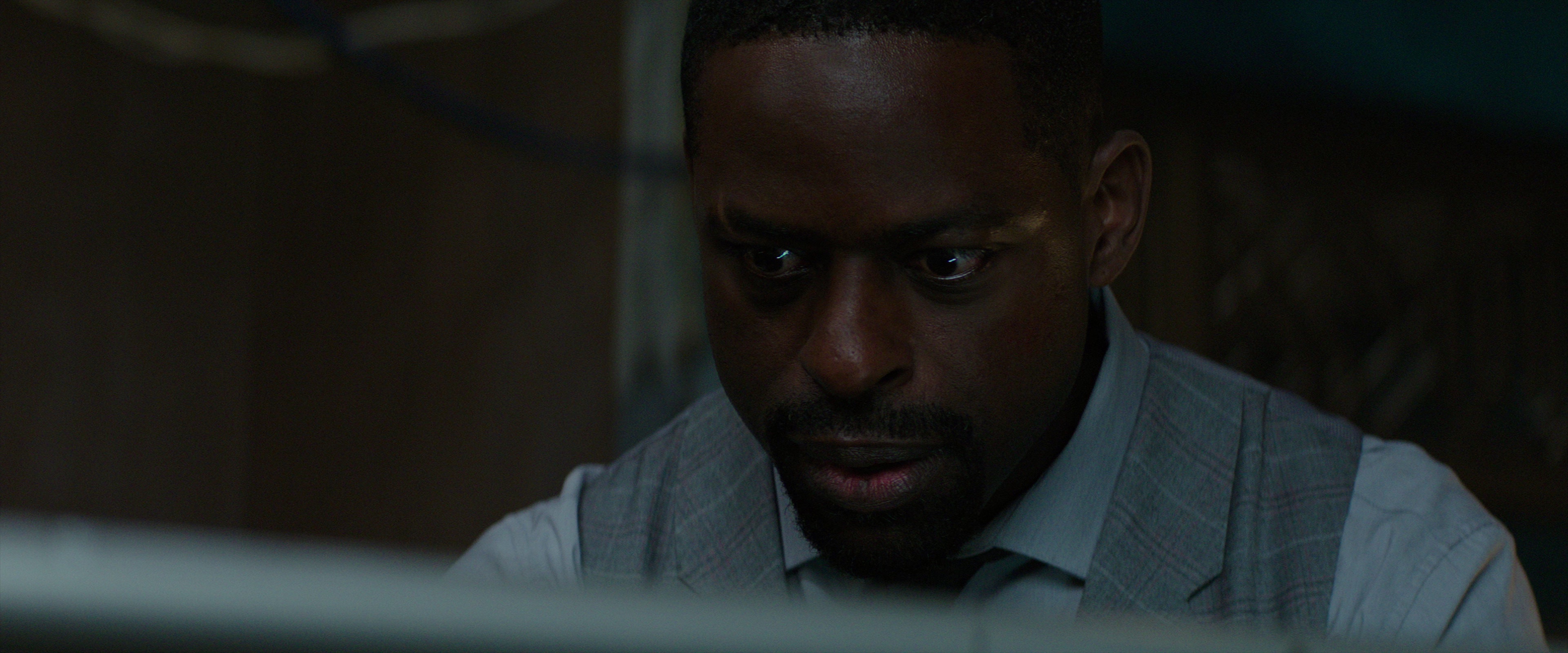 阿尔忒弥斯酒店 [简英字幕].Hotel.Artemis.2018.BluRay.2160p.x265.10bit.SDR-SSDSSE 20.15GB-4.png