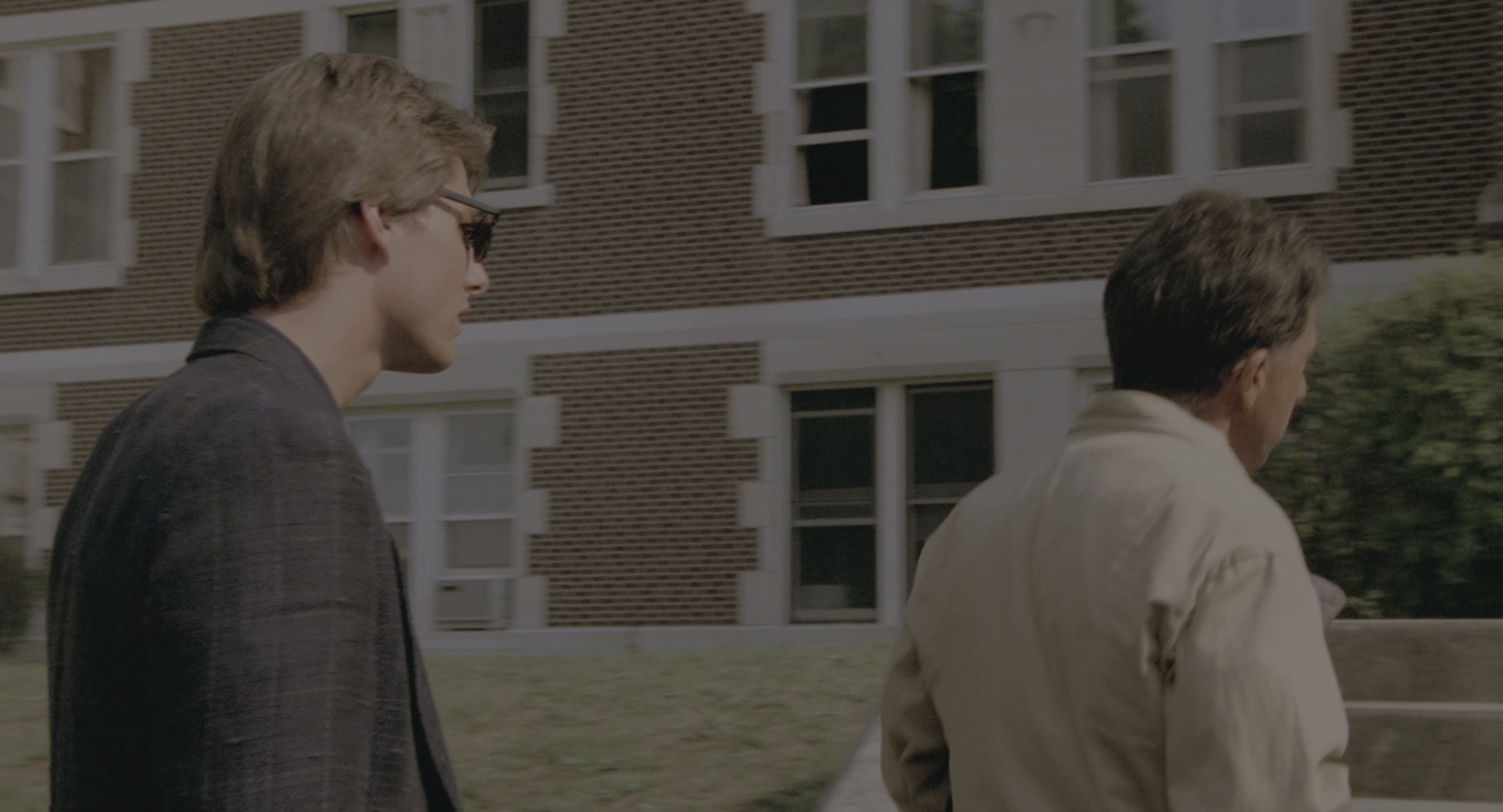 雨人 [HDR/杜比视界双版本][国英多音轨/简繁英双语特效字幕].1988.UHD.BluRay.2160p.x265.10bit.DoVi.6Audio-SSDSSE 22.01GB-2.png