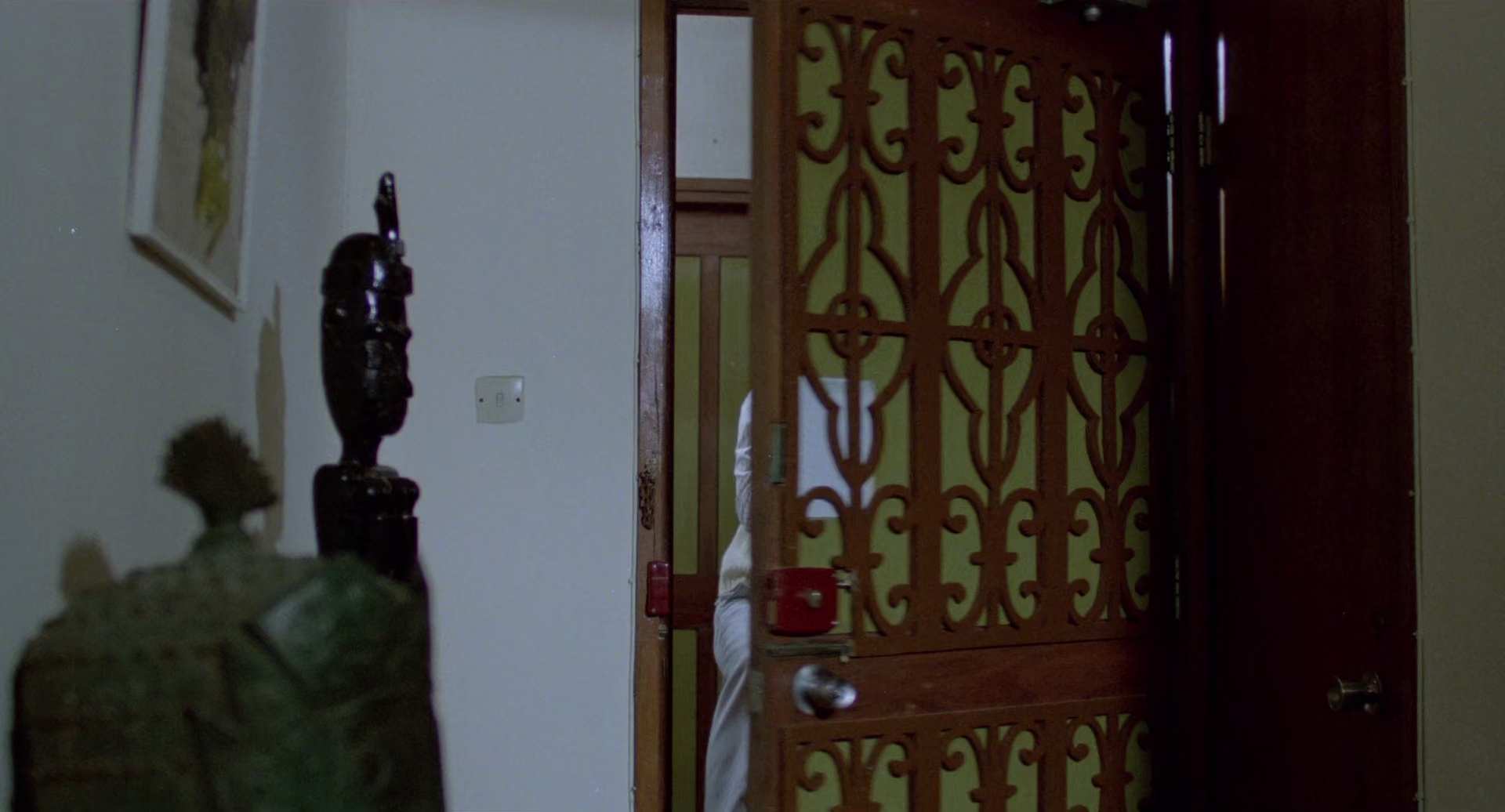 风流冤鬼 国粤英多音轨/简繁英字幕].Sex.Beyond.the.Grave.1984.BluRay.1080p.x265.10bit.FLAC1.0-SSDSSE 7.54GB-3.png