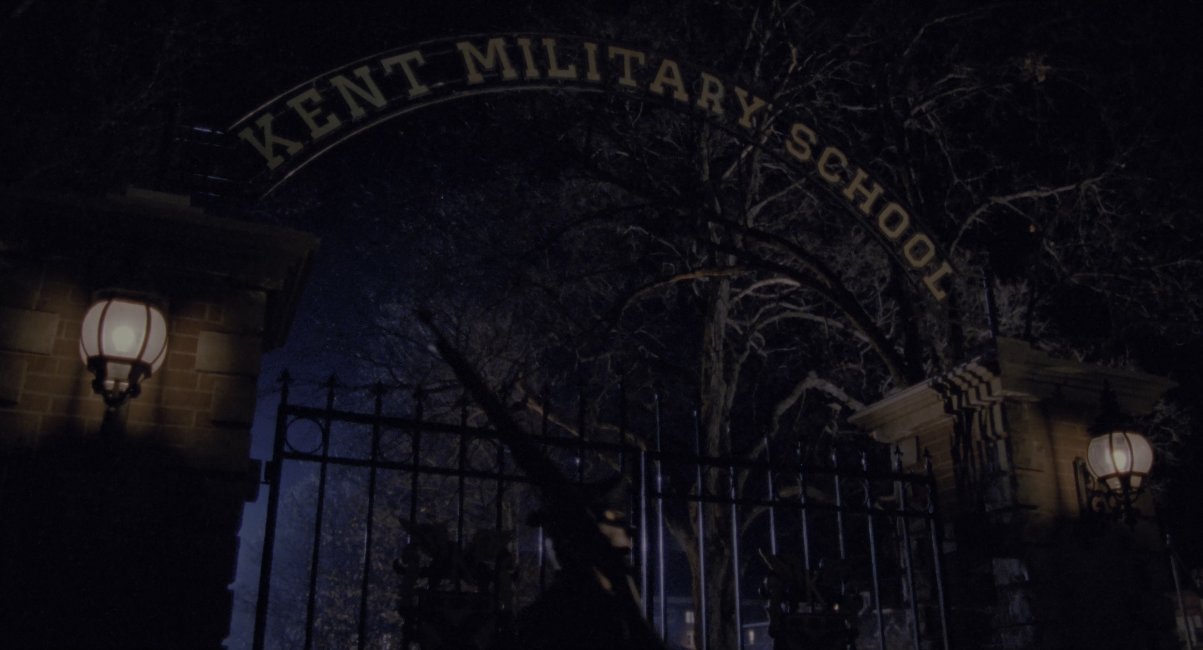 鬼娃回魂3 [HDR/杜比视界双版本][国英多音轨/简繁双语特效字幕].1991.2160p.UHD.BluRay.2160p.x265.10bit.DoVi.2Audio-SSDSSE 26.63GB-4.png