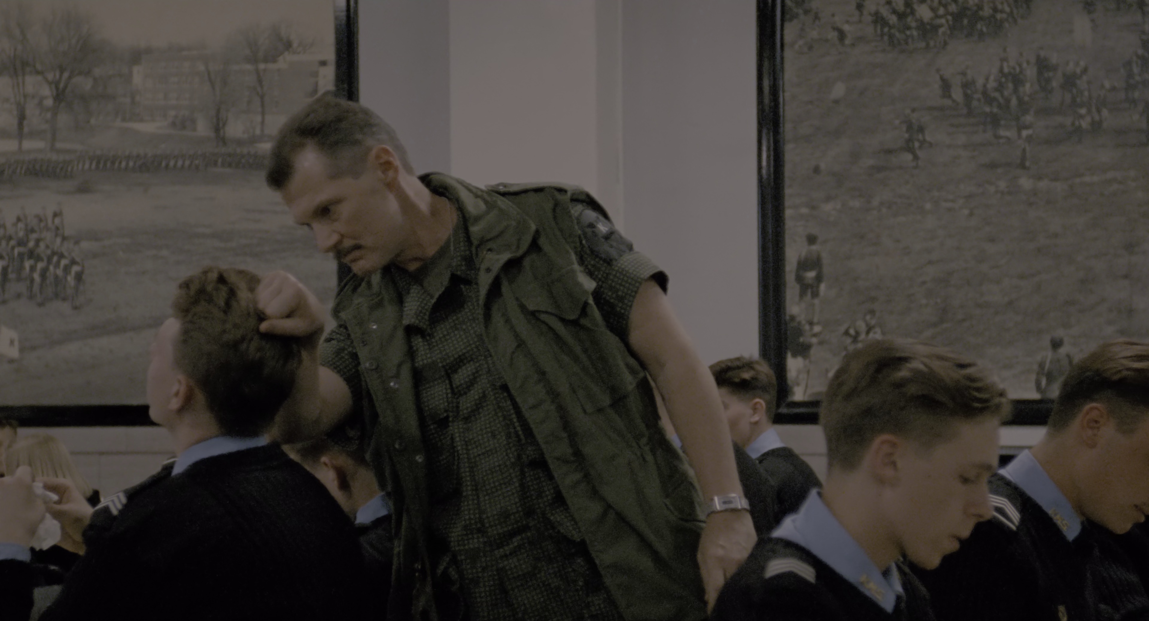 鬼娃回魂3 [HDR/杜比视界双版本][国英多音轨/简繁双语特效字幕].1991.2160p.UHD.BluRay.2160p.x265.10bit.DoVi.2Audio-SSDSSE 26.63GB-5.png