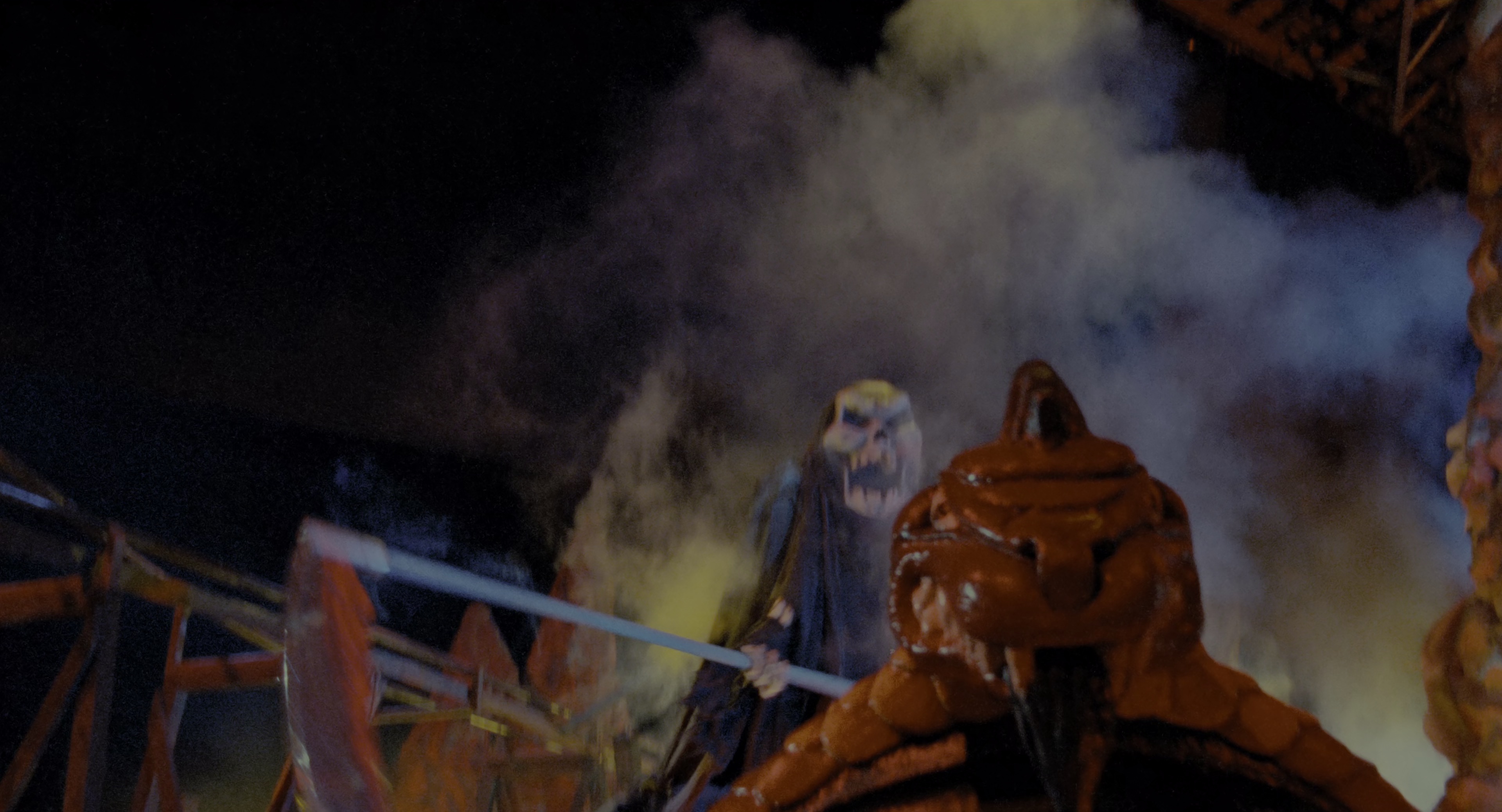 鬼娃回魂3 [HDR/杜比视界双版本][国英多音轨/简繁双语特效字幕].1991.2160p.UHD.BluRay.2160p.x265.10bit.DoVi.2Audio-SSDSSE 26.63GB-7.png