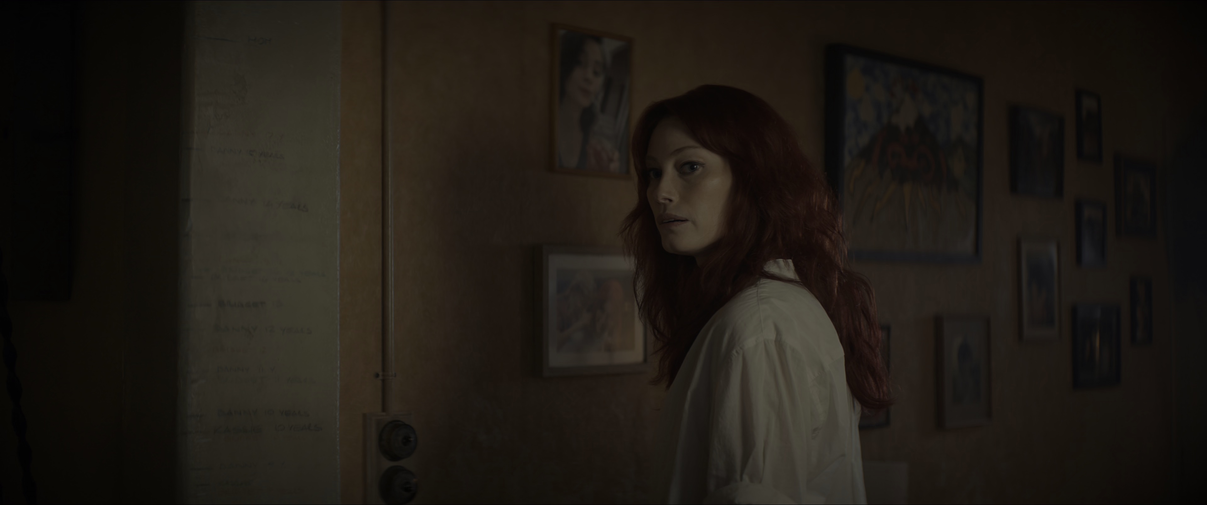 鬼玩人崛起 [简繁英双语特效字幕].Evil.Dead.Rise.2023.UHD.BluRay.2160p.x265.10bit.HDR-SSDSSE 7.65GB-2.png