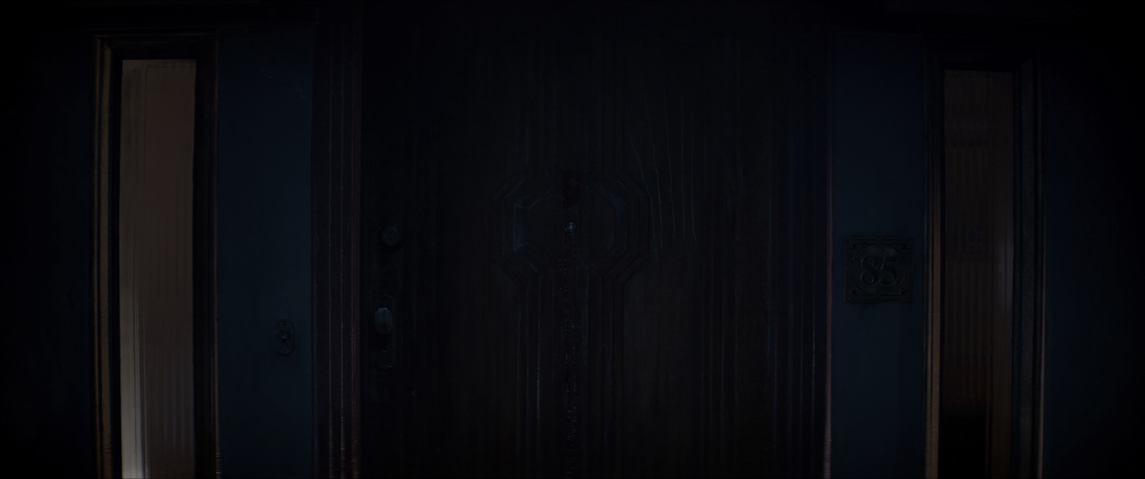 鬼玩人崛起 [简繁英双语特效字幕].Evil.Dead.Rise.2023.UHD.BluRay.2160p.x265.10bit.HDR-SSDSSE 7.65GB-6.png