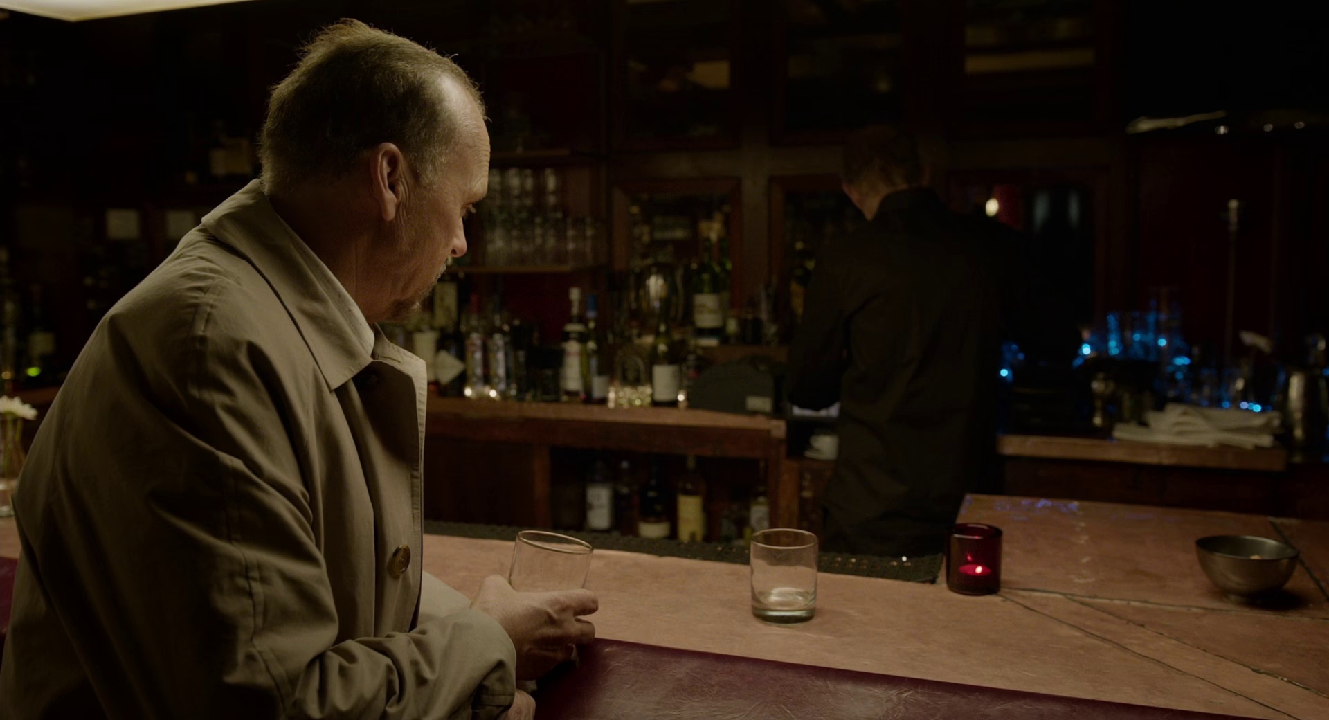 鸟人 [中英字幕].Birdman.2014.BluRay.1080p.x265-SSDSSE 2.74GB-3.png