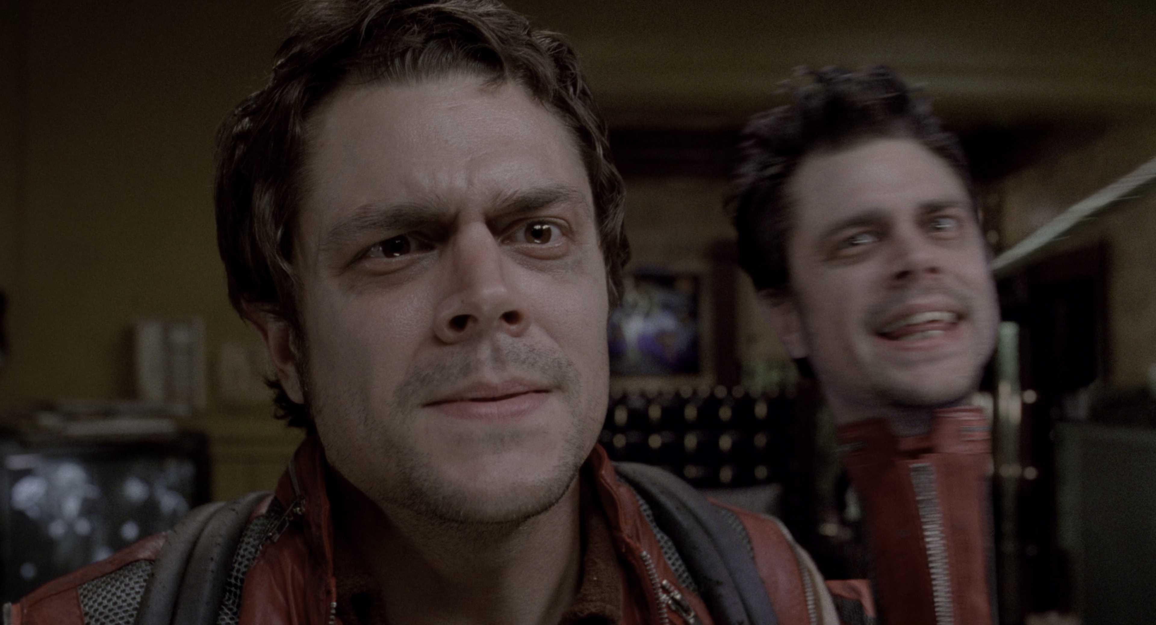 黑衣人2 [国英多音轨/简繁英双语特效字幕].Men.in.Black.2.2002.BluRay.2160p.x265.10bit.HDR.4Audio-SSDSSE 26.14GB-1.png