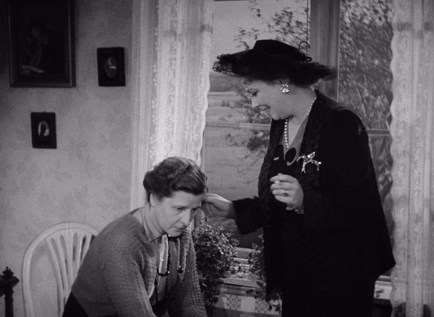 危机 [简繁英字幕].Kris.AKA.Crisis.1946.CC.BluRay.1080p.x265.10bit.FLAC-SSDSSE 6.01GB-2.png