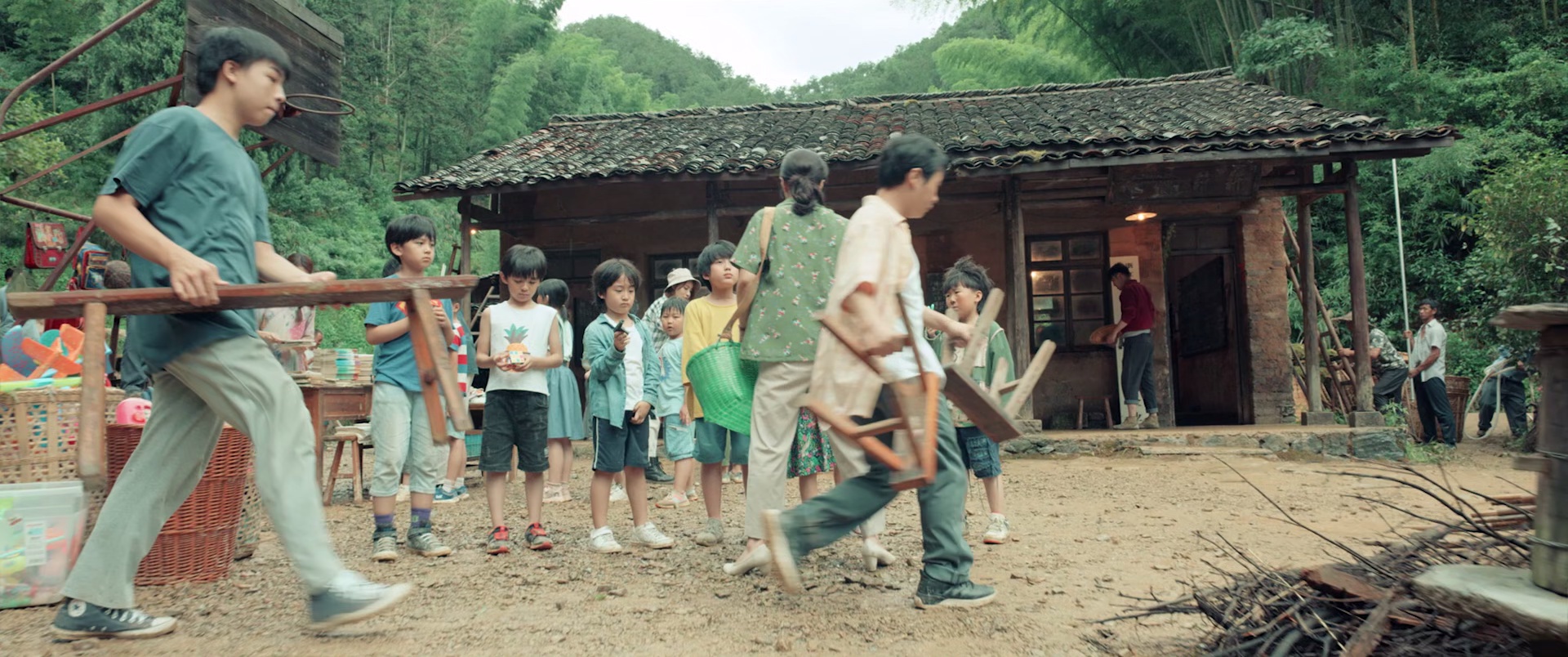 我和我的家乡 [国语配音/中文字幕].My.People.My.Homeland.2020.1080p.BluRay.x265.10bit.DD2.0-ParkHD 10.11GB-4.png