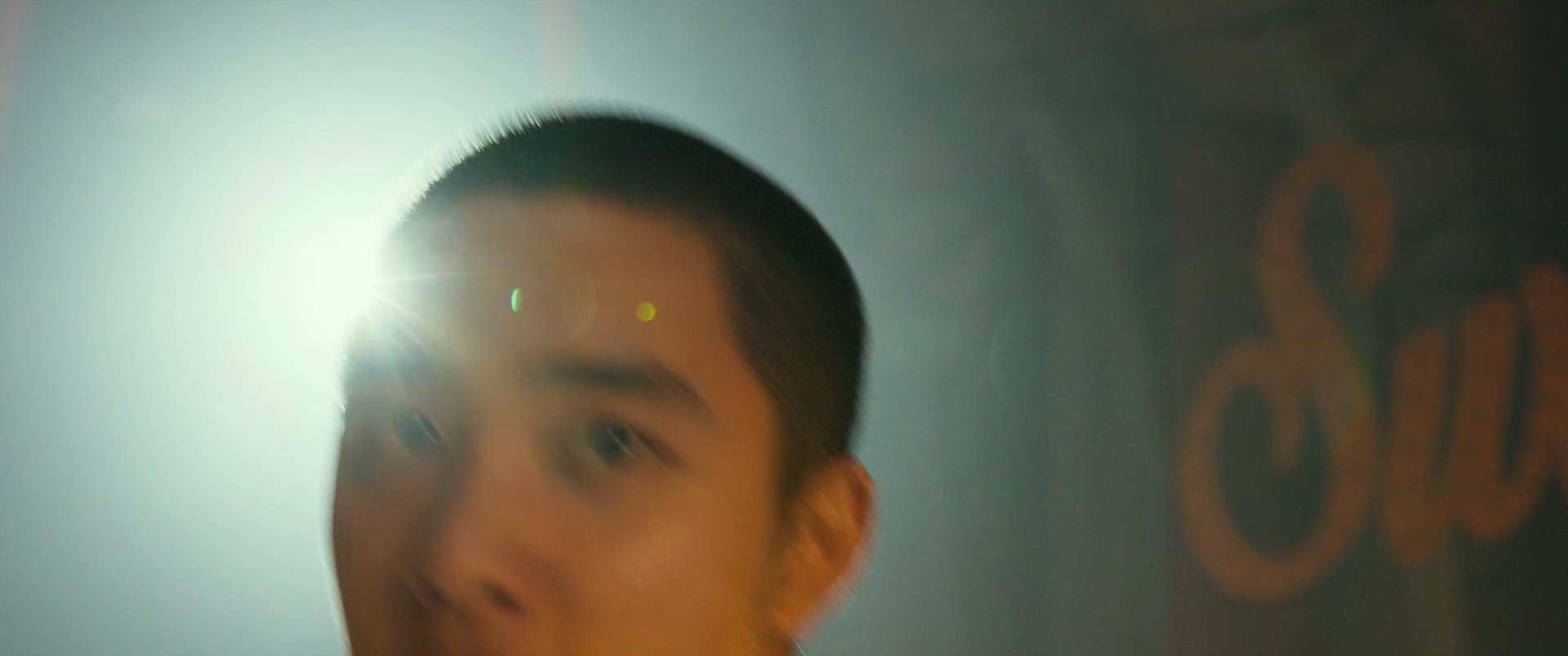 摇摆狂潮 [繁英字幕].Swing.Kids.2018.BluRay.1080p.x265.10bit-SSDSSE 8.11GB-7.png