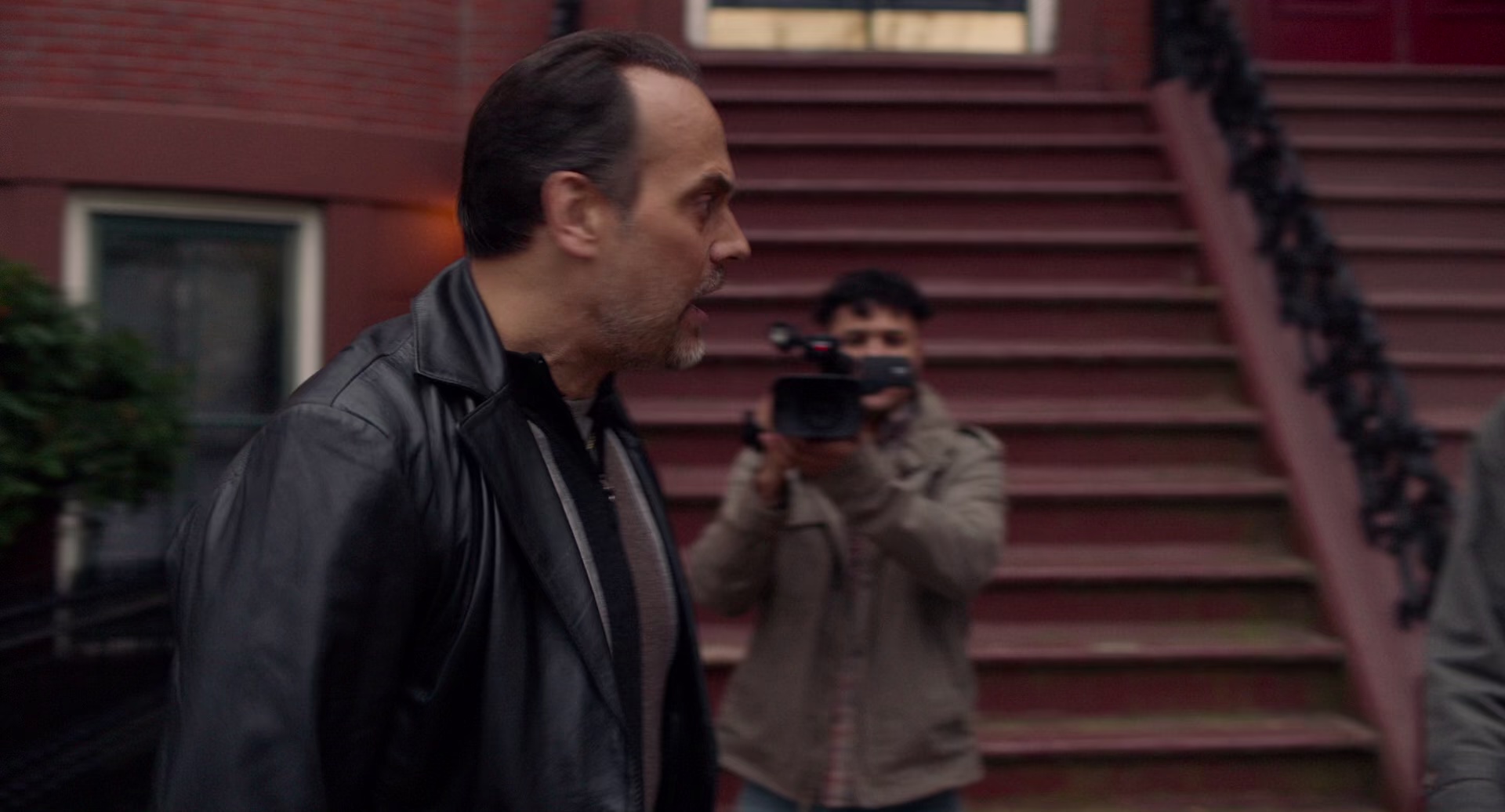 爱情，婚礼和其它灾难 [无字片源].Love.Weddings.&.Other.Disasters.2020.Bluray.1080p.x265.10bit-SSDSSE 3.57GB-4.png