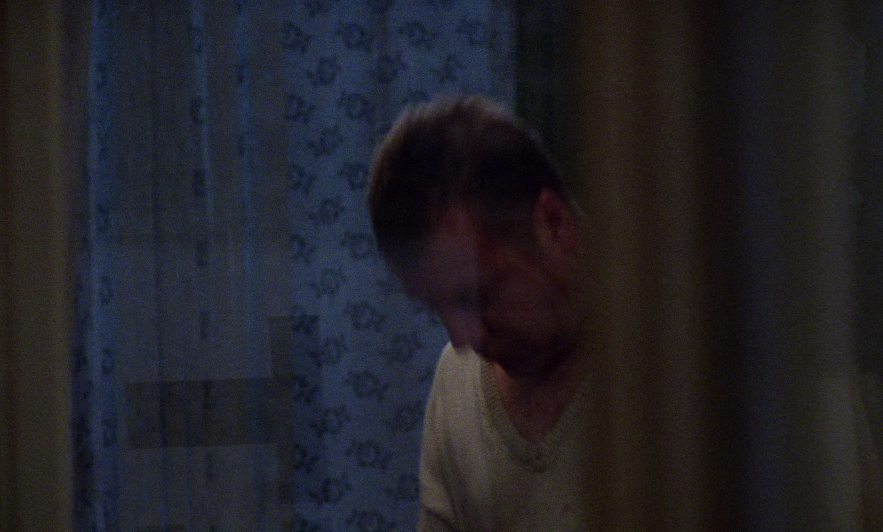 切勿吞食 [简繁英字幕].Nil.by.Mouth.1997.BluRay.1080p.x265.10bit.DDP5.1-SSDSSE 15.08GB-6.png