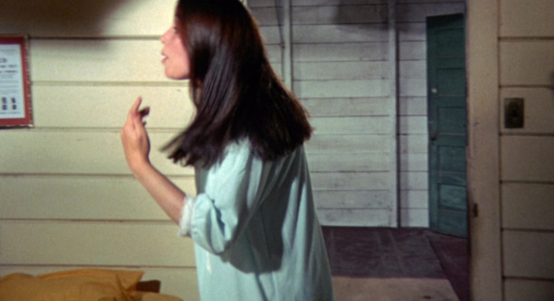 傻瓜入狱记 [简繁英字幕].Take.the.Money.and.Run.1969.1080p.BluRay.x265.10bit.FLAC-SSDSSE 4.81GB-7.png