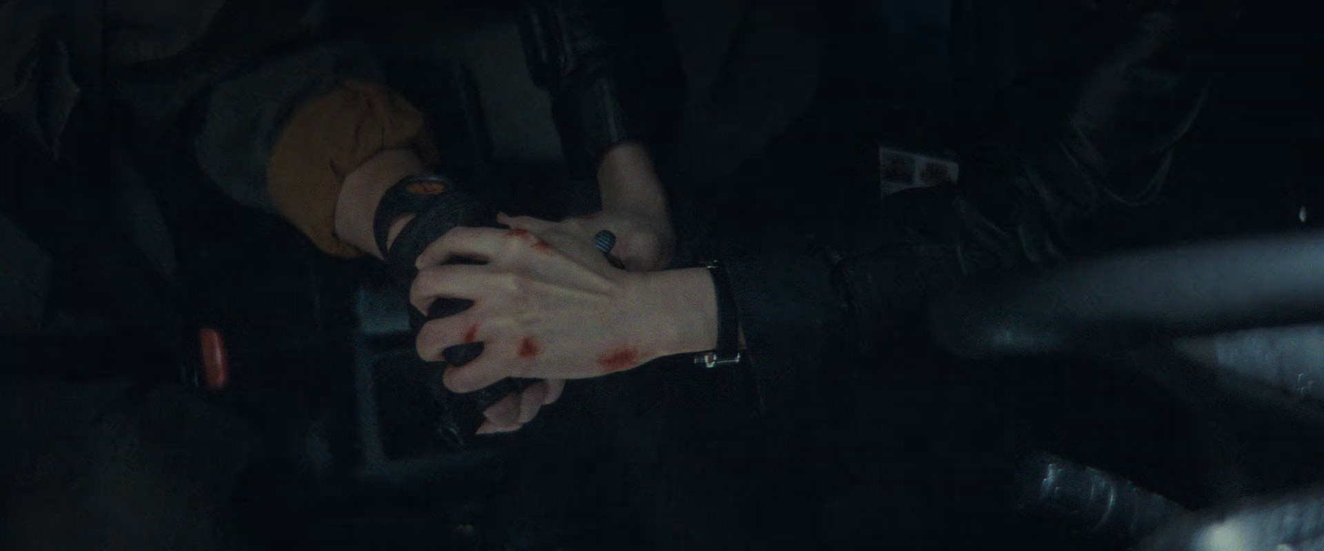 匿杀 [国语配音/中文字幕].The.Fire.Raven.2025.1080p.WEB-DL.H264.AAC-PandaQT 1.94GB-4.png