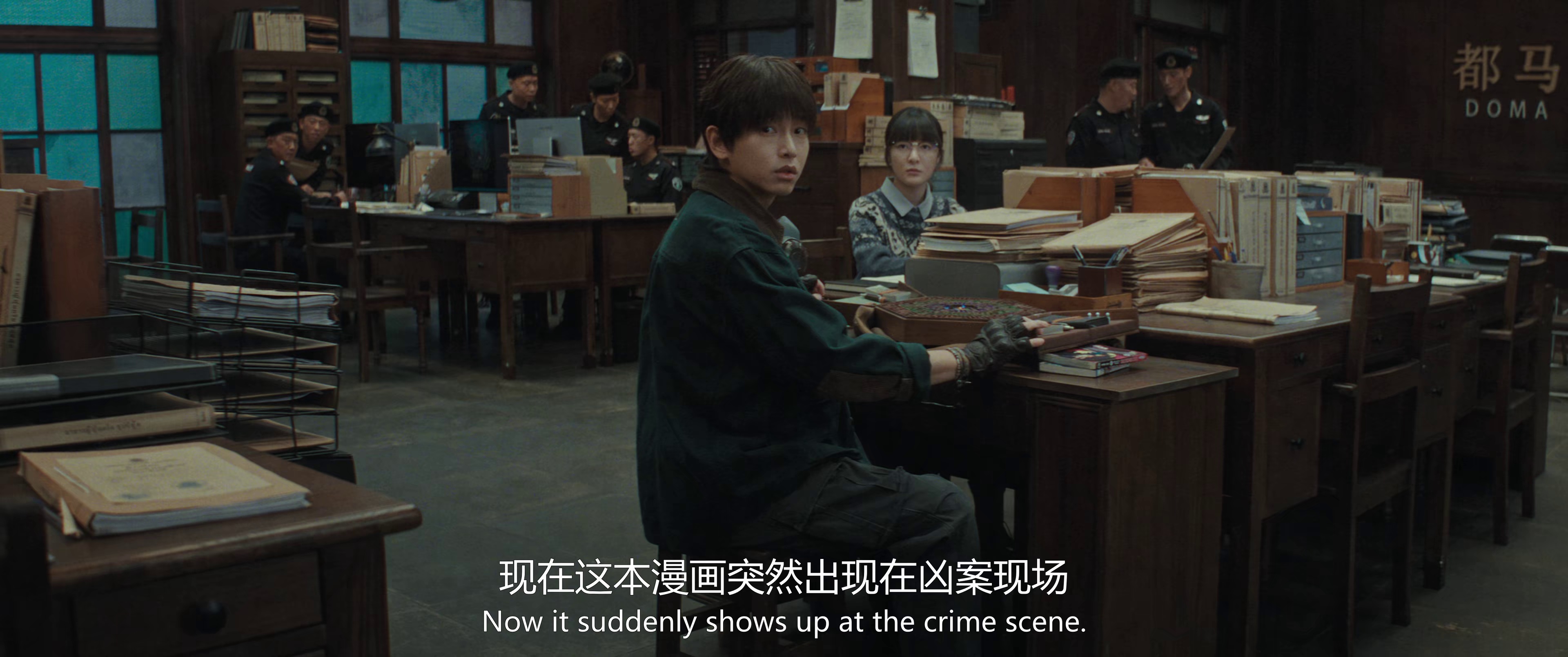 匿杀 [国语配音/中文字幕].The.Fire.Raven.2025.2160p.WEB-DL.H265.HDR.DDP5.1-PandaQT 12.81GB-2.png