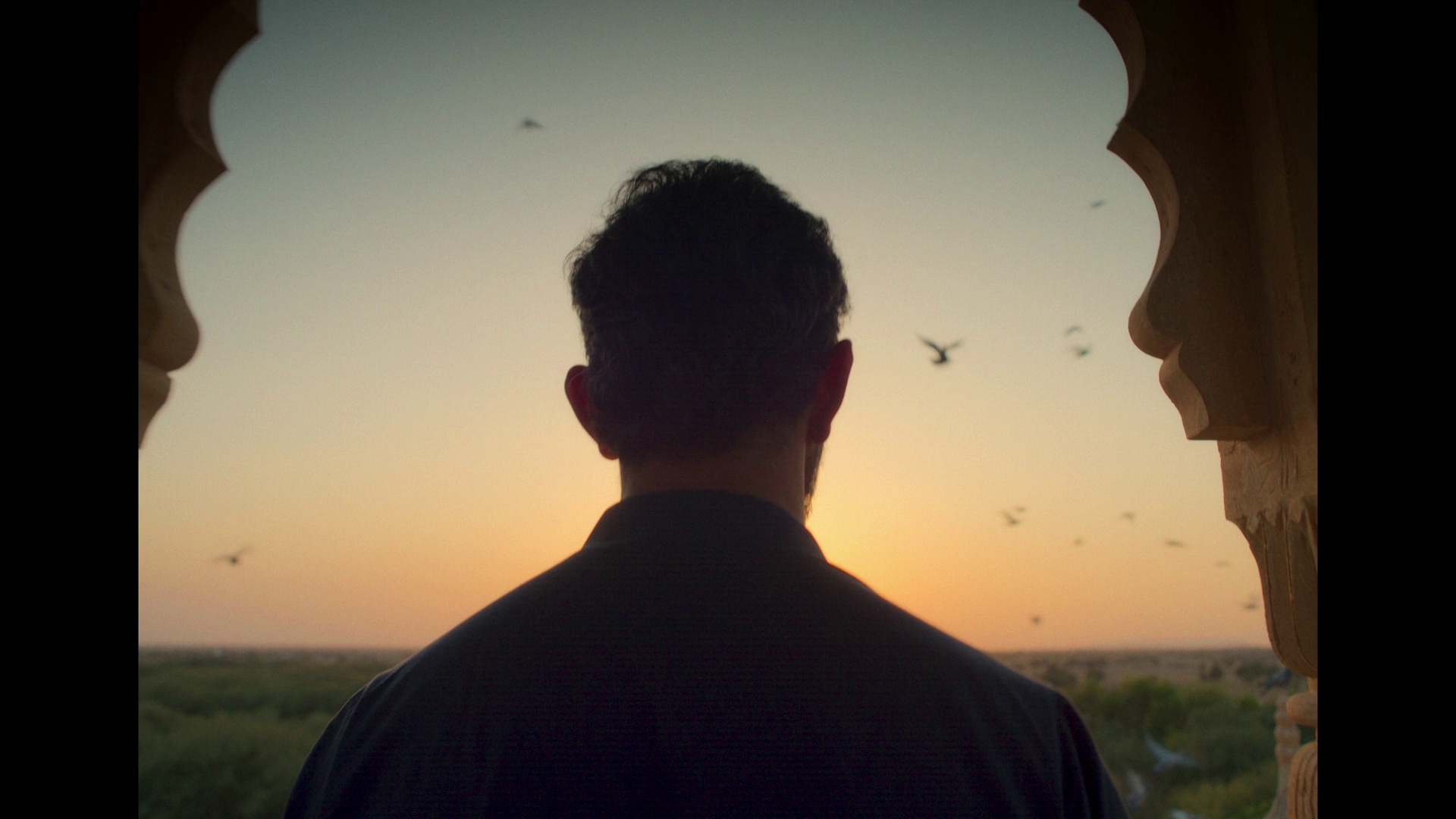 寻觅和谐：一位国王的愿景 [无字片源].Finding.Harmony.A.Kings.Vision.2026.2160p.AMZN.WEB-DL.DDP.5.1.H.265-DreamHD 9.71GB-7.png