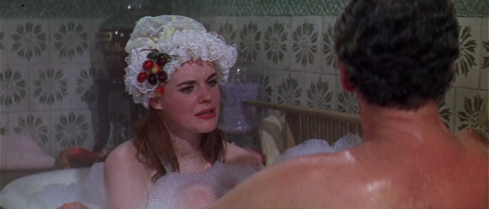 007别传之皇家夜总会 [中英字幕].Casino.Royale.1967.BluRay.1080p.x265.10bit-SSDSSE 4.87GB-2.png