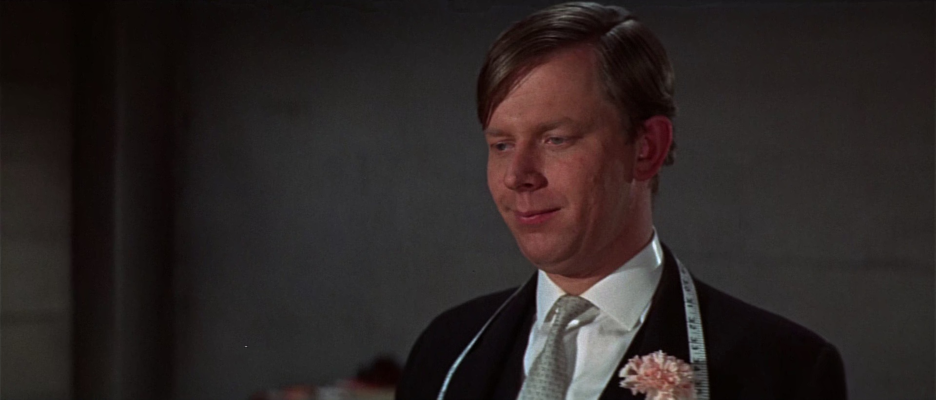 007别传之皇家夜总会 [中英字幕].Casino.Royale.1967.BluRay.1080p.x265.10bit-SSDSSE 4.87GB-4.png