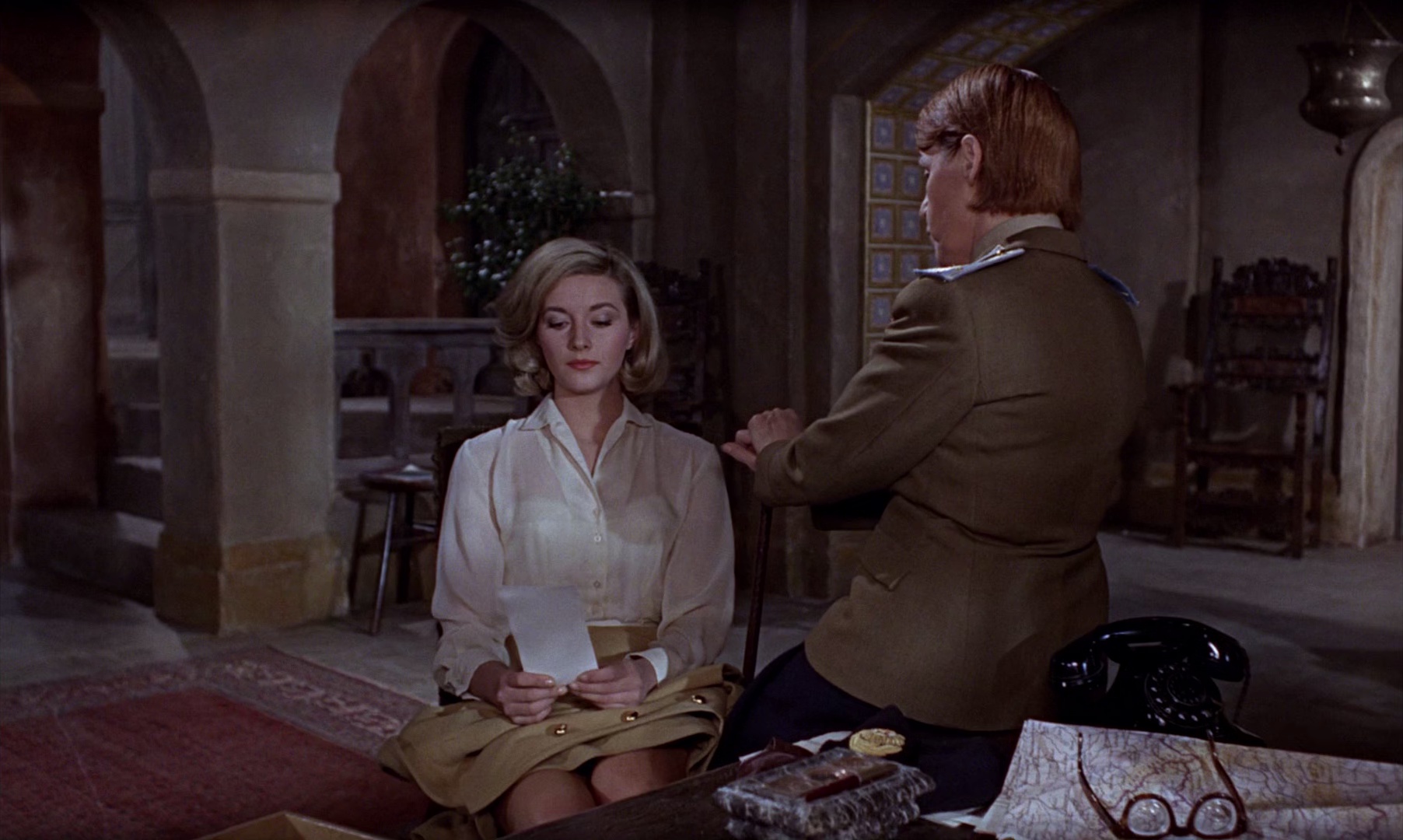 007之俄罗斯之恋 [国英多音轨/中英字幕].From.Russia.With.Love.1963.BluRay.1080p.x265.10bit.2Audio-SSDSSE 5.74GB-2.png