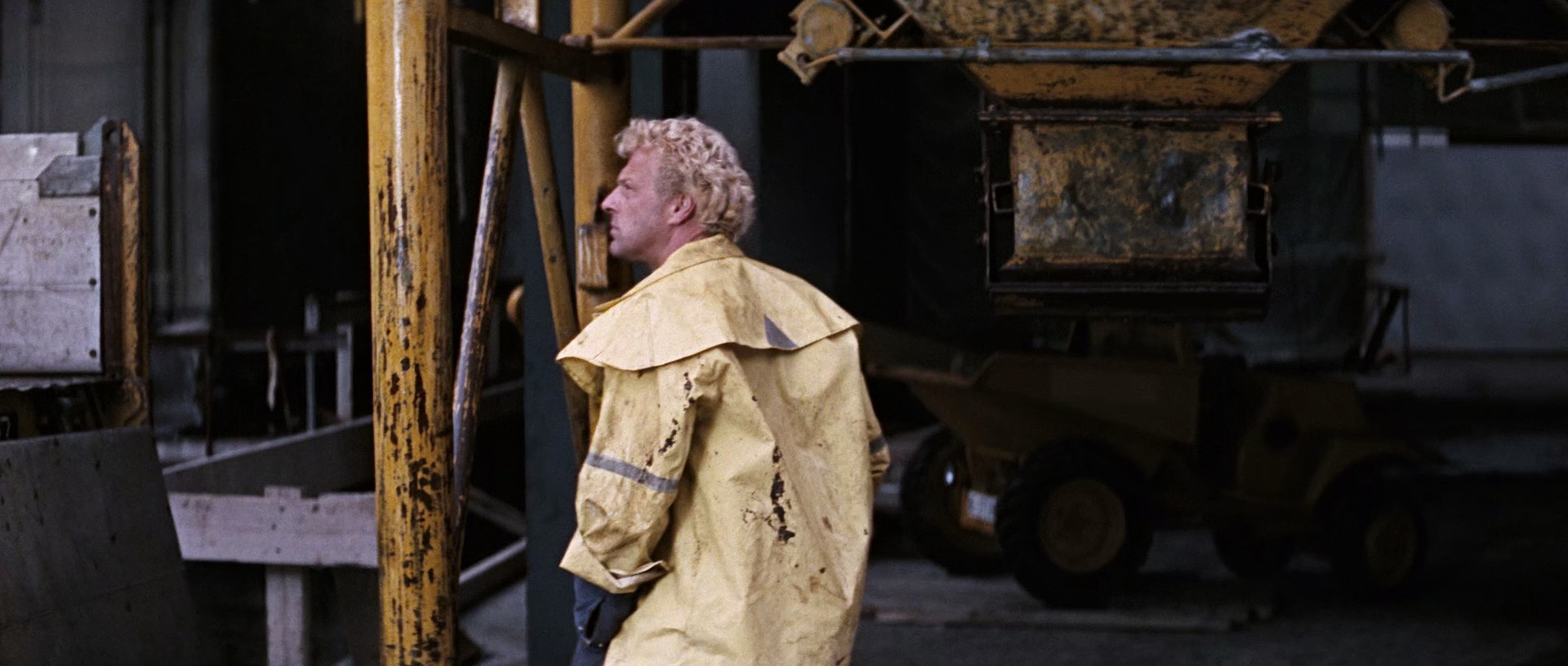 007之女王密使 [国英多音轨/中英字幕].On.Her.Majesty's.Secret.Service.1969.BluRay.1080p.x265.10bit.2Audio-SSDSSE 6.32GB-3.png