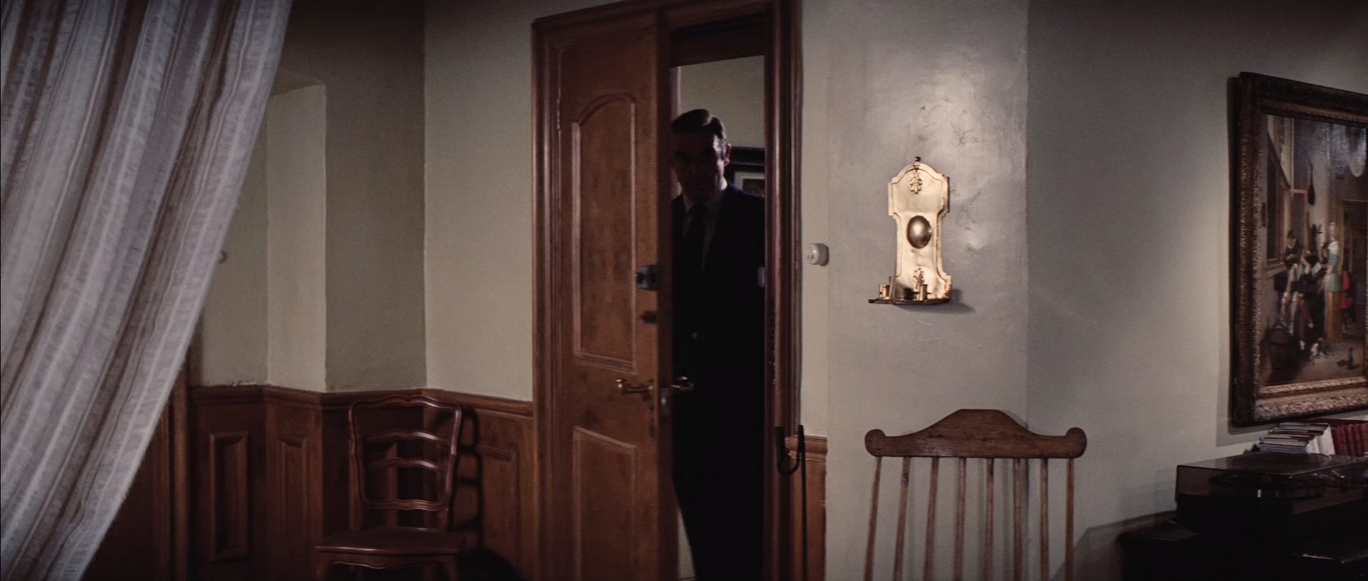 007之金刚钻 [国英多音轨/中英字幕].Diamonds.Are.Forever.1971.BluRay.1080p.x265.10bit.2Audio-SSDSSE 4.43GB-2.png