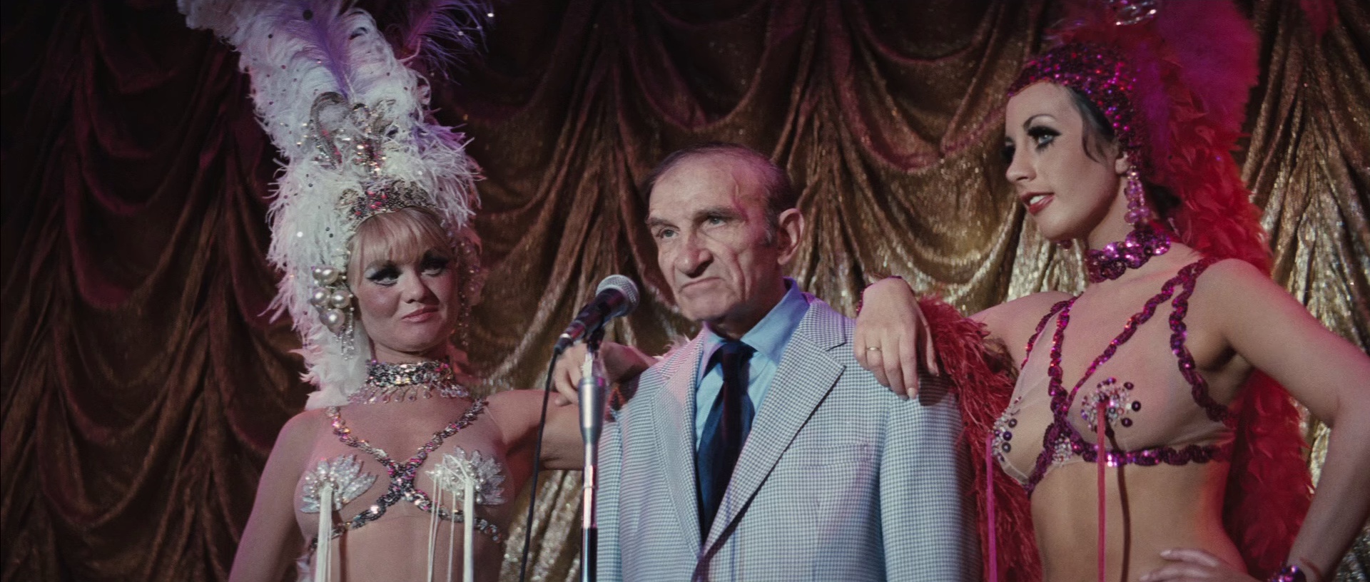 007之金刚钻 [国英多音轨/中英字幕].Diamonds.Are.Forever.1971.BluRay.1080p.x265.10bit.2Audio-SSDSSE 4.43GB-3.png