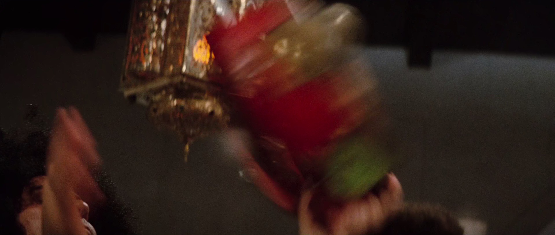 007之海底城 [中英字幕].The.Spy.Who.Loved.Me.1977.BluRay.1080p.x265.10bit.2Audio-SSDSSE 6.38GB-3.png