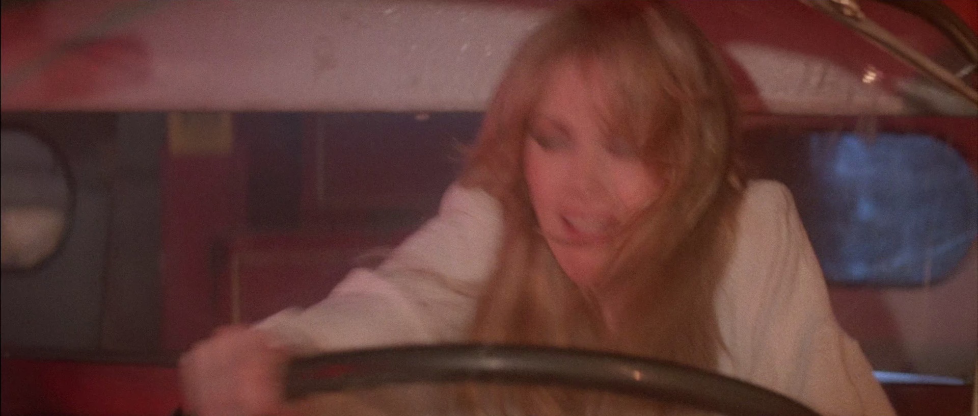 007之雷霆杀机 [国英多音轨/中英字幕].A.View.To.A.Kill.1985.BluRay.1080p.x265.10bit.3Audio-SSDSSE 5.65GB-6.png