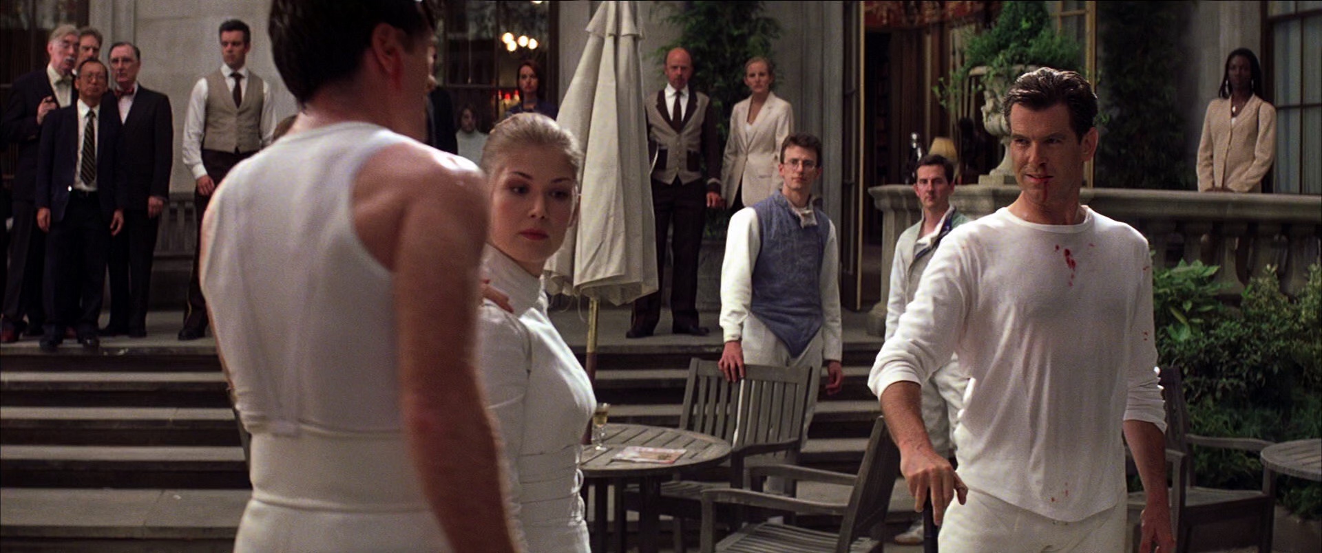 007之择日而亡 [国英多音轨/中英字幕].Die.Another.Day.2002.BluRay.1080p.x265.10bit.2Audio-SSDSSE 8.19GB-4.png