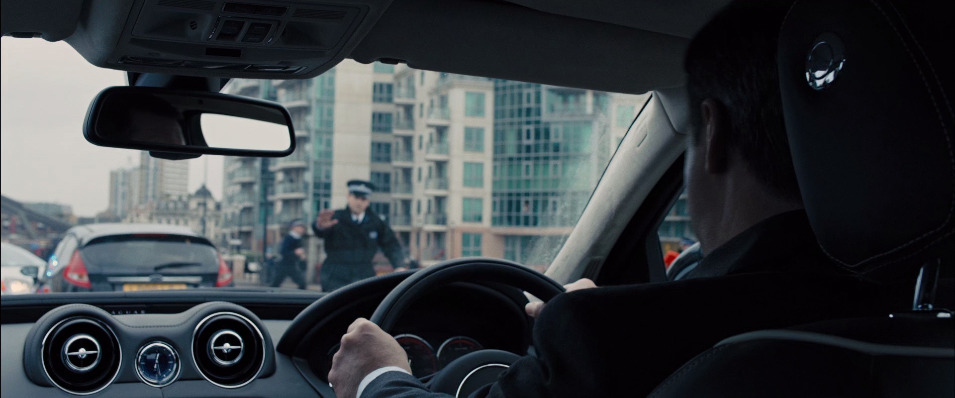 007：大破天幕杀机 [国英多音轨/中英字幕].Skyfall.2012.BluRay.1080p.x265.10bit.2Audio-SSDSSE 5.71GB-2.png