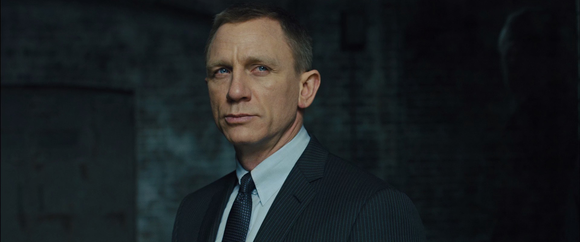 007：大破天幕杀机 [国英多音轨/中英字幕].Skyfall.2012.BluRay.1080p.x265.10bit.2Audio-SSDSSE 5.71GB-5.png