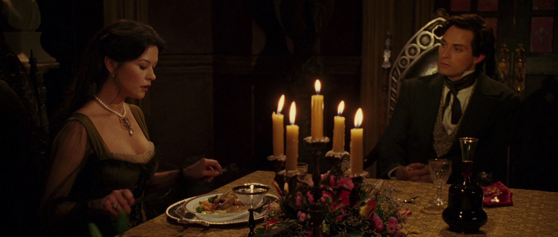 佐罗传奇 [国英多音轨/中英字幕].The.Legend.of.Zorro.2005.BluRay.1080p.x265.10bit.2Audio-SSDSSE 4.88GB-6.png