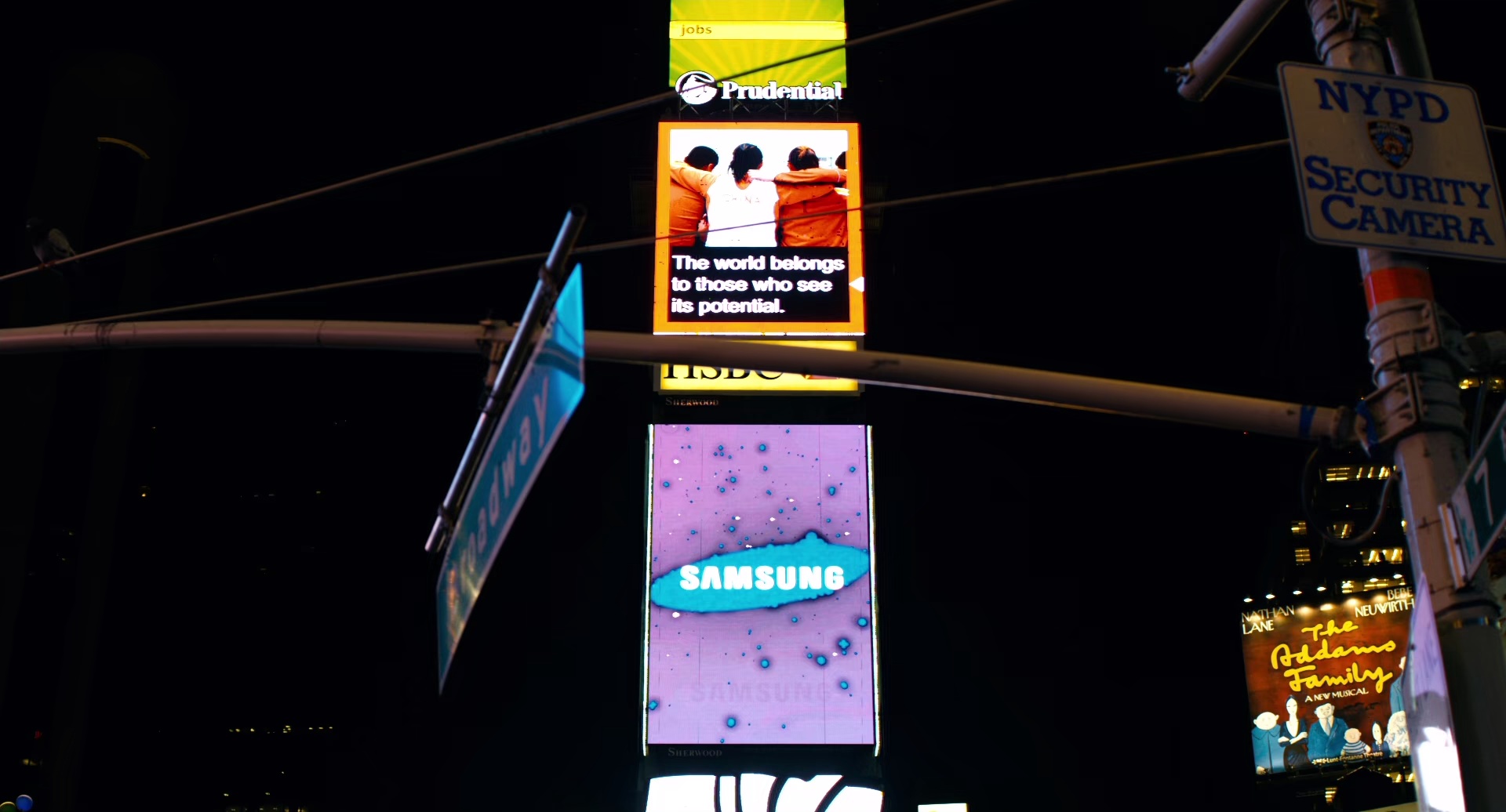 吸血女郎 [简繁英字幕].Vamps.2012.BluRay.1080p.x265.DDP5.1-SSDSSE 9.91GB-7.png