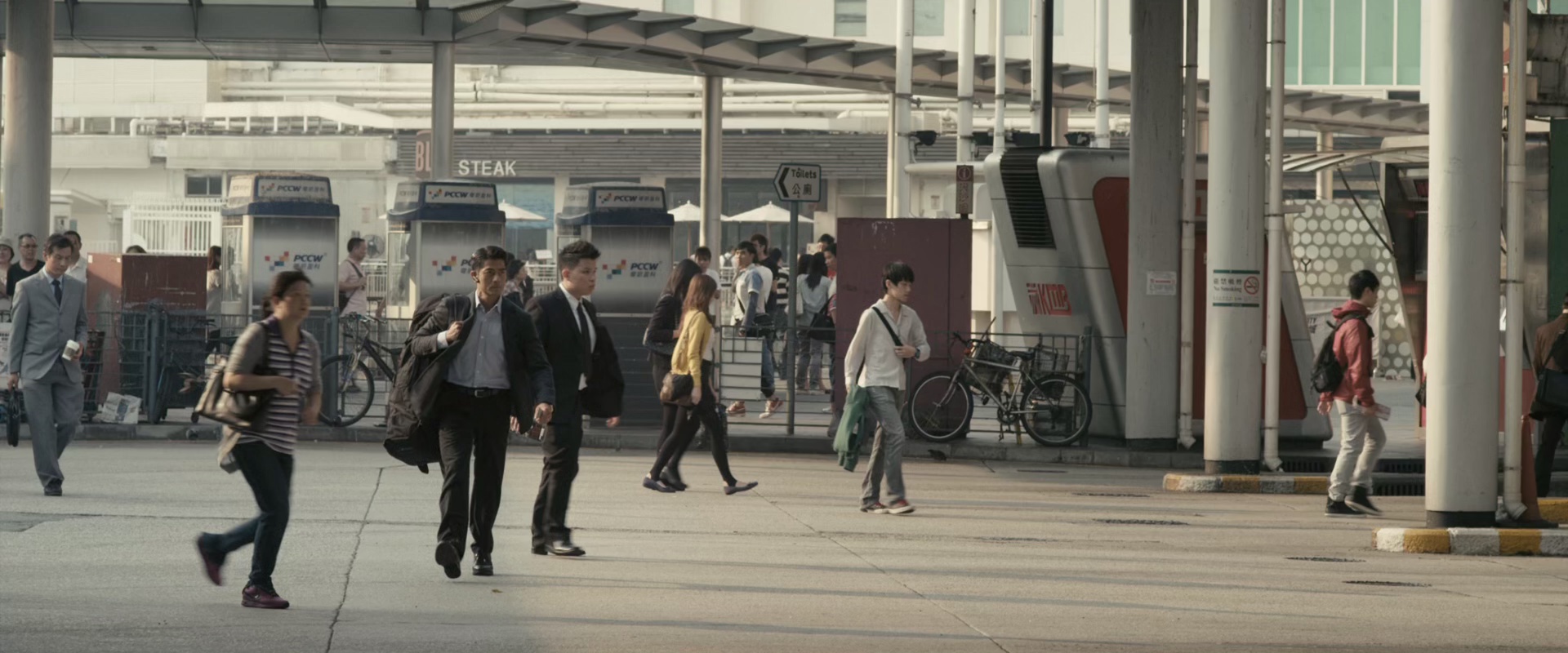 寒战 [国语音轨/中英字幕].Cold.War.2012.BluRay.1080p.x265.10bit.2Audio-SSDSSE 3.04GB-4.png