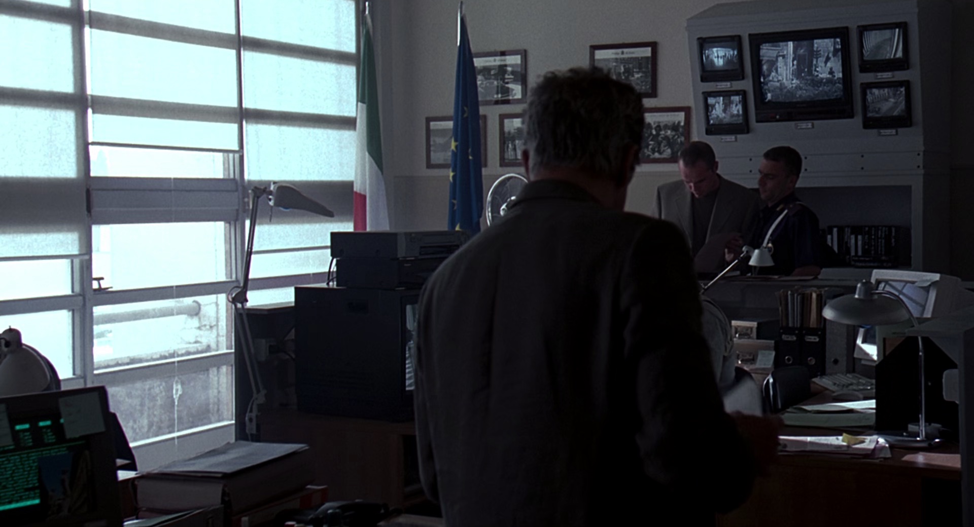 汉尼拔 [中英字幕].Hannibal.2001.BluRay.1080p.x265.10bit-SSDSSE 4.80GB-3.png