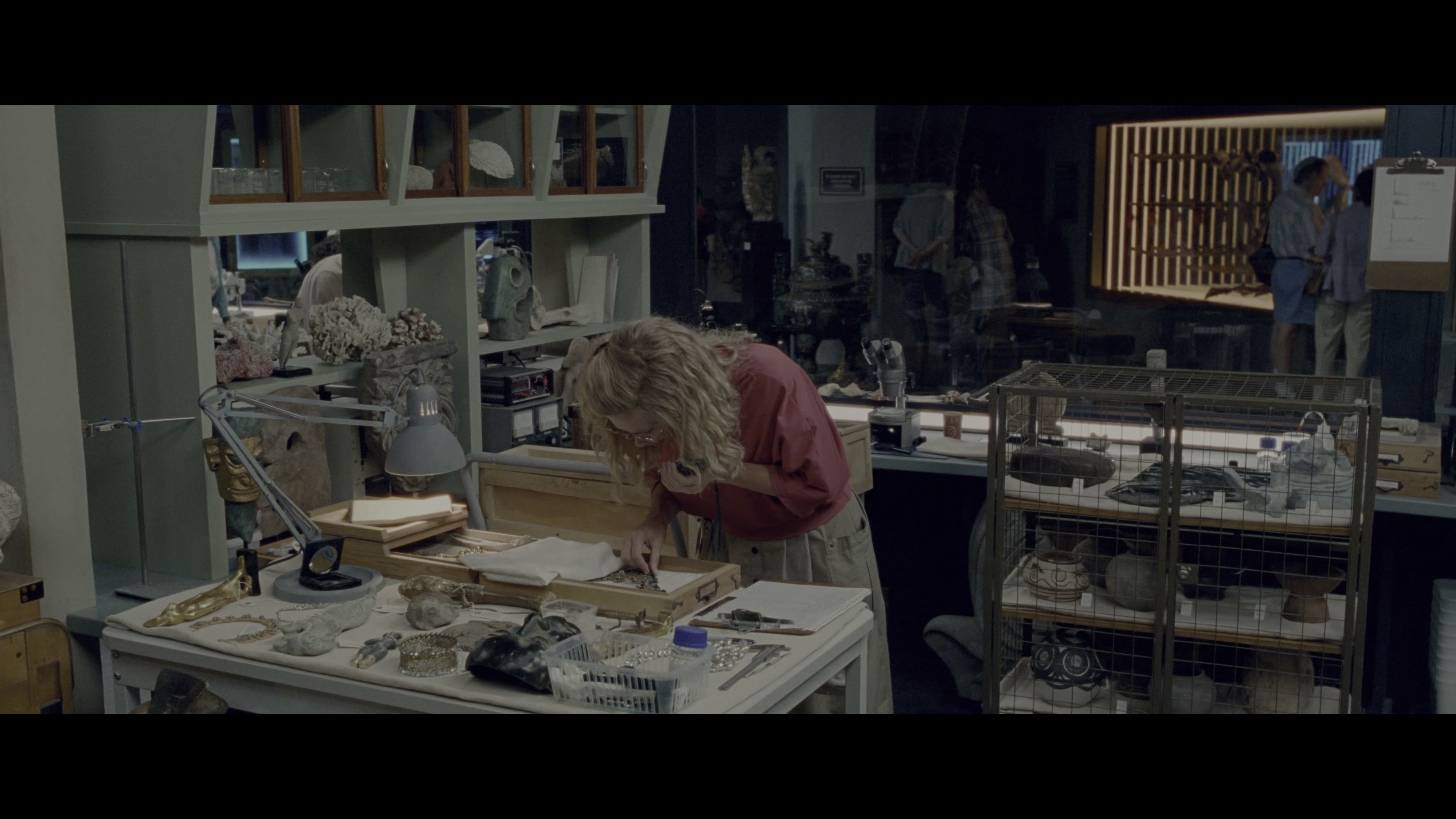 神奇女侠1984 [HDR/杜比视界双版本][国英多音轨/简繁英双语字幕].1984.2020.UHD.2160p.x265.10bit.HDR.2Audio-SSDSSE 28.17GB-2.png