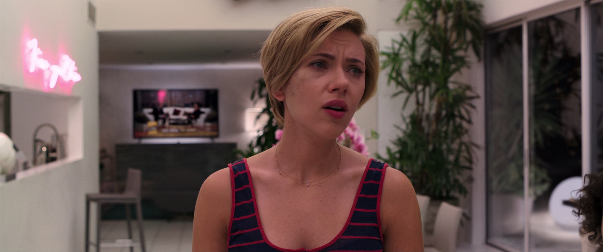 仓皇一夜 [简繁英字幕].Rough.Night.2017.BluRay.1080p.x265.10bit-SSDSSE 3.20GB-6.png