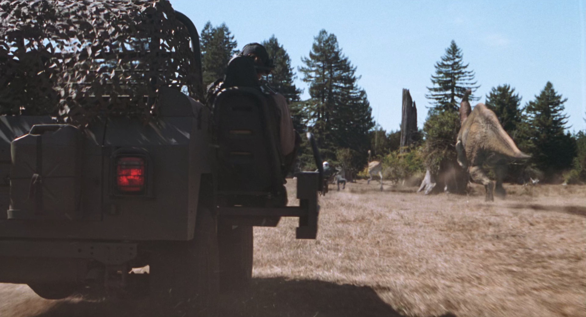 侏罗纪公园2：失落的世界 [国英多音轨/中英字幕].1997.BluRay.1080p.x265.10bit.2Audio-SSDSSE 5.90GB-3.png