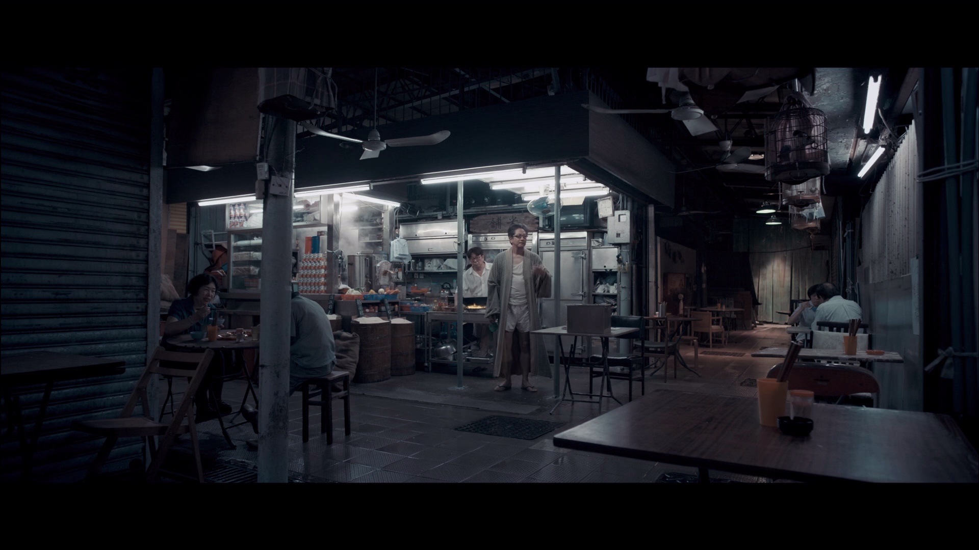 僵尸 [国粤多音轨/繁英字幕].Rigor.Mortis.2013.BluRay.1080p.x265.10bit.2Audio-SSDSSE 3.82GB-2.png