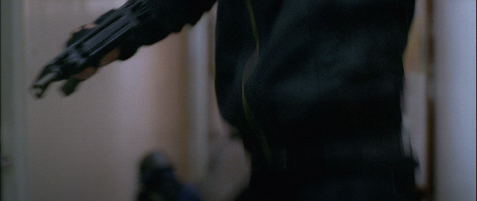 夺帅 [国语音轨/中英字幕].Fatal.Move.2008.BluRay.1080p.x265.10bit-SSDSSE 7.33GB-4.png