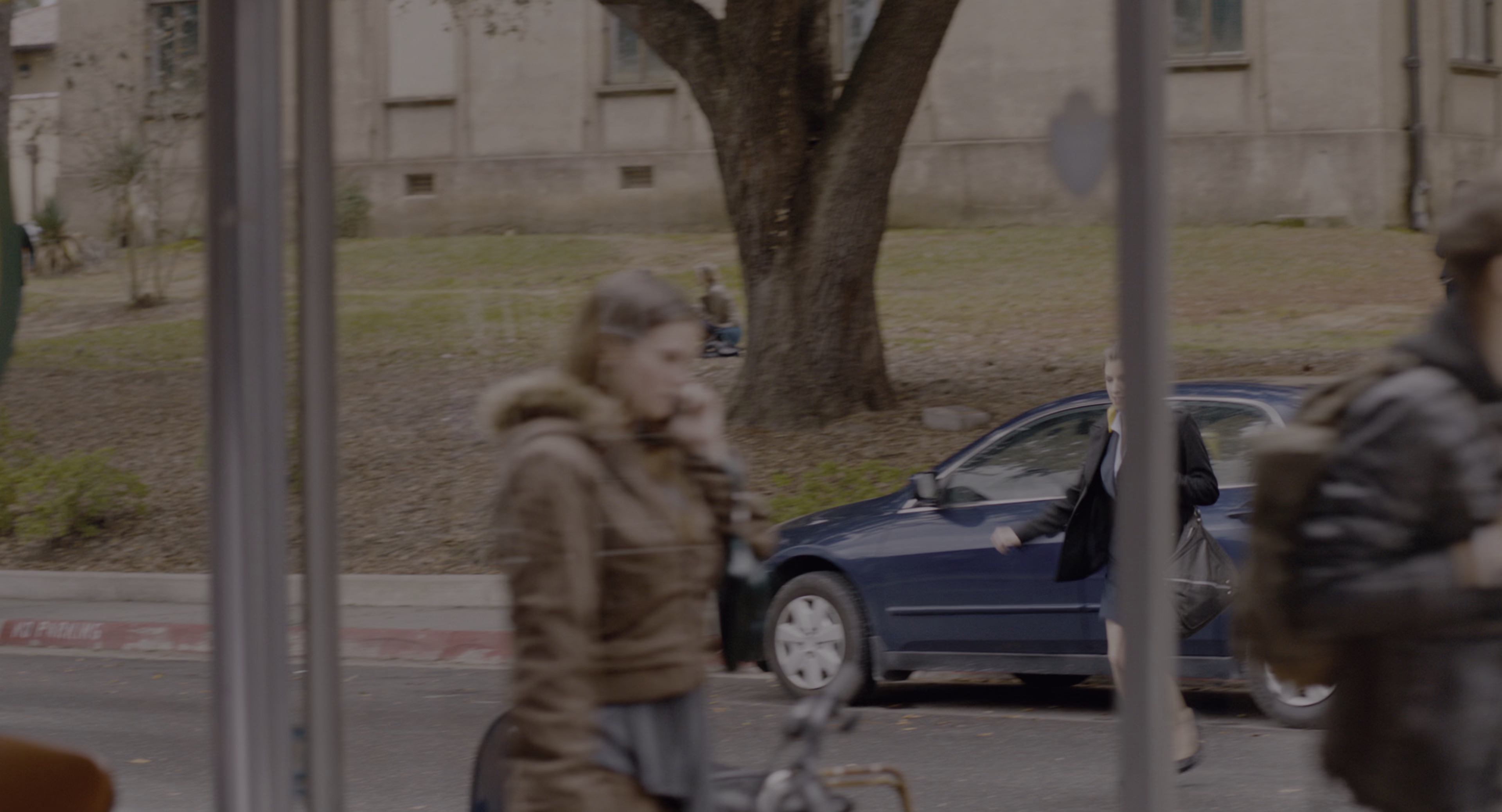 完美音调 [简繁英字幕].Pitch.Perfect.2012.BluRay.2160p.x265.10bit.HDR.2Audio-SSDSSE 14.57GB-5.png