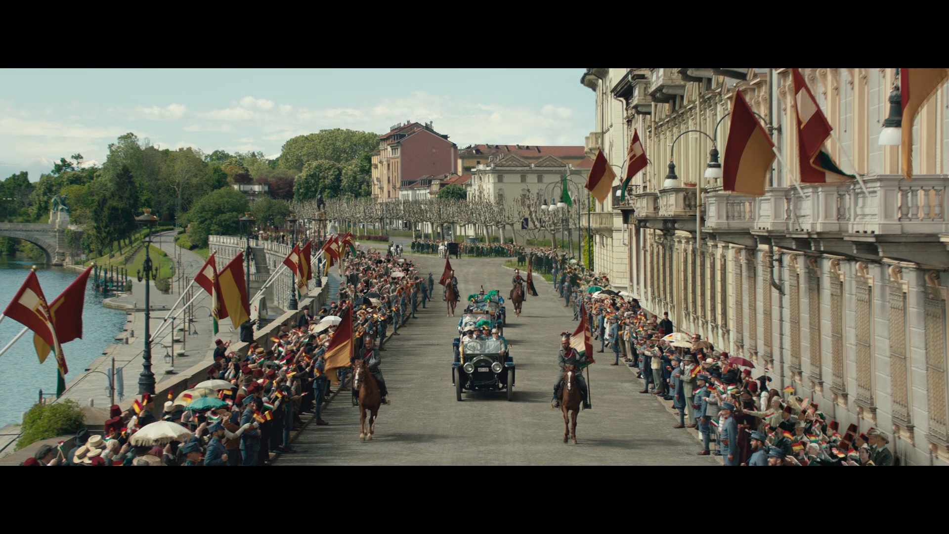 王牌特工：源起 [简双语特效字幕].The.King's.Man.2021.BluRay.1080p.x265.10bit-SSDSSE 9.08GB-2.png