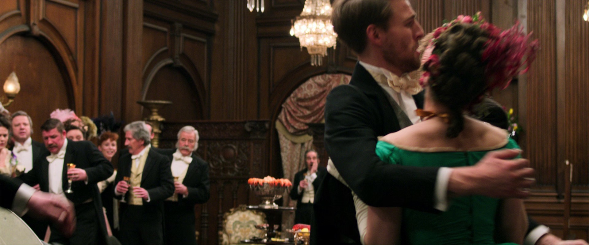 福尔摩斯与华生 [简繁英字幕].Holmes.and.Watson.2018.1080p.BluRay.x265.10bit.DDP5.1-SSDSSE 4.16GB-6.png