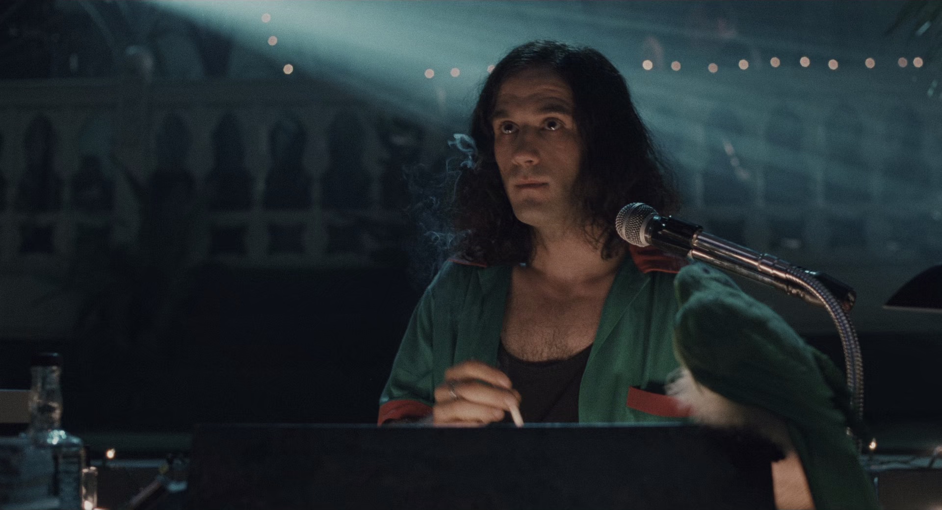 色情酒店 [简英字幕].Exotica.1994.BluRay.1080p.x265.10bit.FLAC.H-SSDSSE 16.60GB-5.png