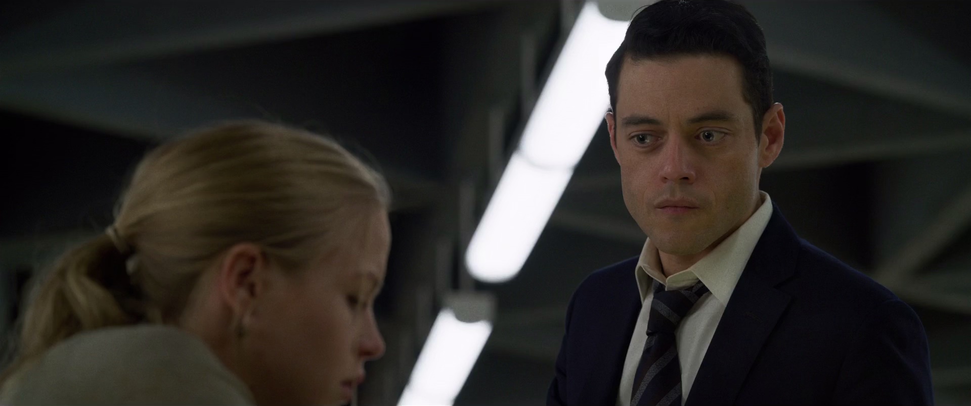 蛛丝马迹 [简英字幕].The.Little.Things.2021.1080p.WEB-SSDSSE 4.26GB-5.png